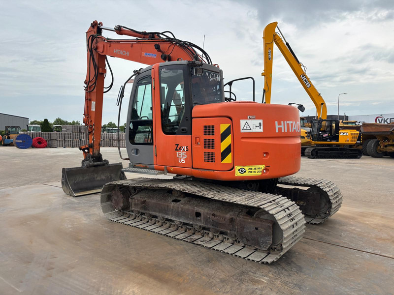 Hitachi ZX135US - Ekskavator: foto 1 Hitachi ZX135US - Ekskavator: foto 1