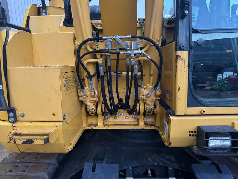 Lizingu i Komatsu PC138-11 Komatsu PC138-11: foto 14