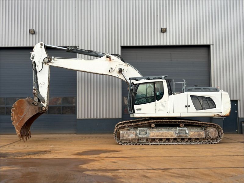 Liebherr R950 SHD (R944 / R945 / R946) - Ekskavator me zinxhirë: foto 1 Liebherr R950 SHD (R944 / R945 / R946) - Ekskavator me zinxhirë: foto 1
