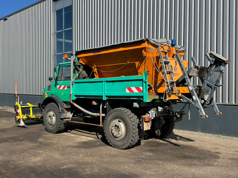 MERCEDESBENZ Unimog U1700 - Makinë fshirëse për rrugët: foto 3 MERCEDESBENZ Unimog U1700 - Makinë fshirëse për rrugët: foto 3