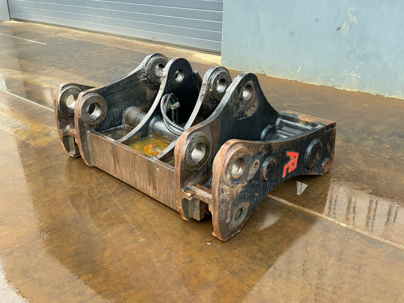 Pladdet Quick Coupler fits CAT 980 980M 980K SWLUNDBL150 - Bashkues i shpejtë: foto 5 Pladdet Quick Coupler fits CAT 980 980M 980K SWLUNDBL150 - Bashkues i shpejtë: foto 5