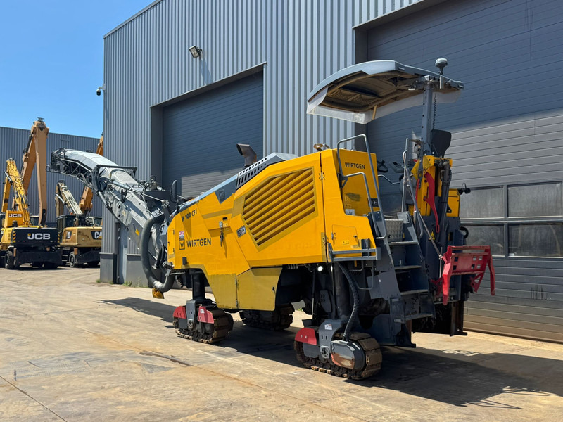 Wirtgen W100CFI - Makineri asfalti: foto 3 Wirtgen W100CFI - Makineri asfalti: foto 3