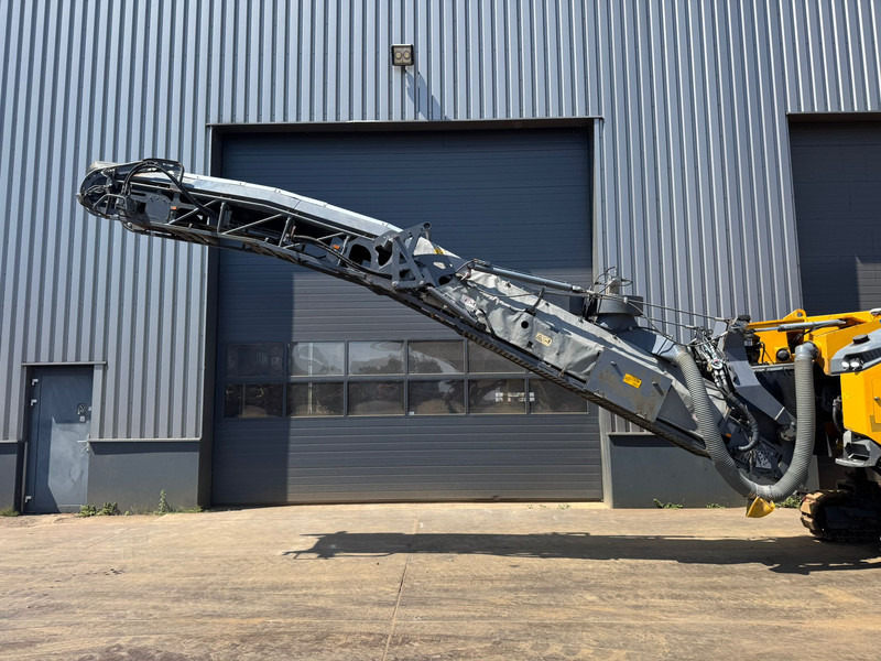 Wirtgen W100CFI - Makineri asfalti: foto 4 Wirtgen W100CFI - Makineri asfalti: foto 4