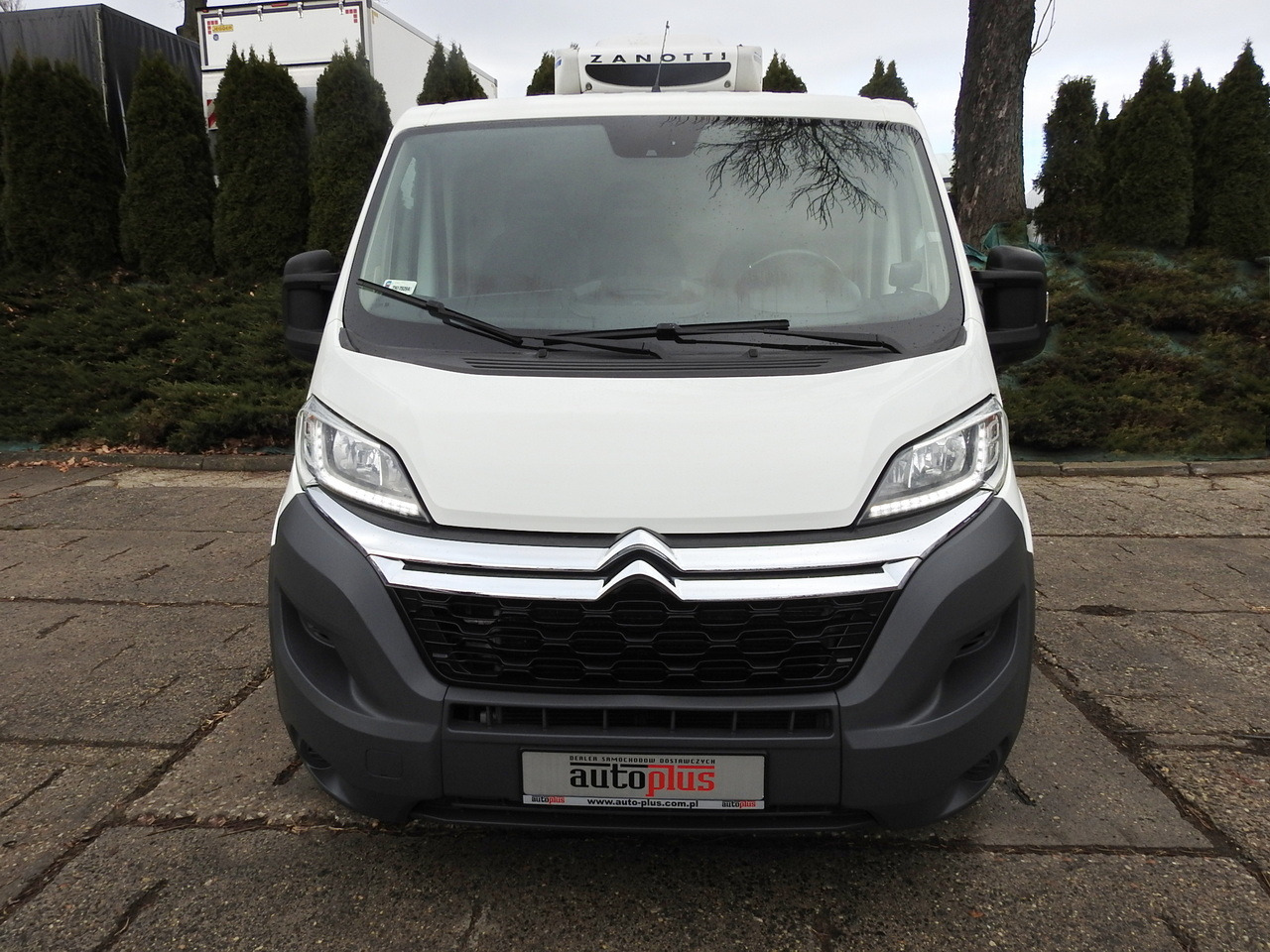 CITROEN JUMPER REFRIGERATOR VAN -5*C LED LIGHTS AIR CONDITIONING 130HP - Furgon frigorifer: foto 5 CITROEN JUMPER REFRIGERATOR VAN -5*C LED LIGHTS AIR CONDITIONING 130HP - Furgon frigorifer: foto 5