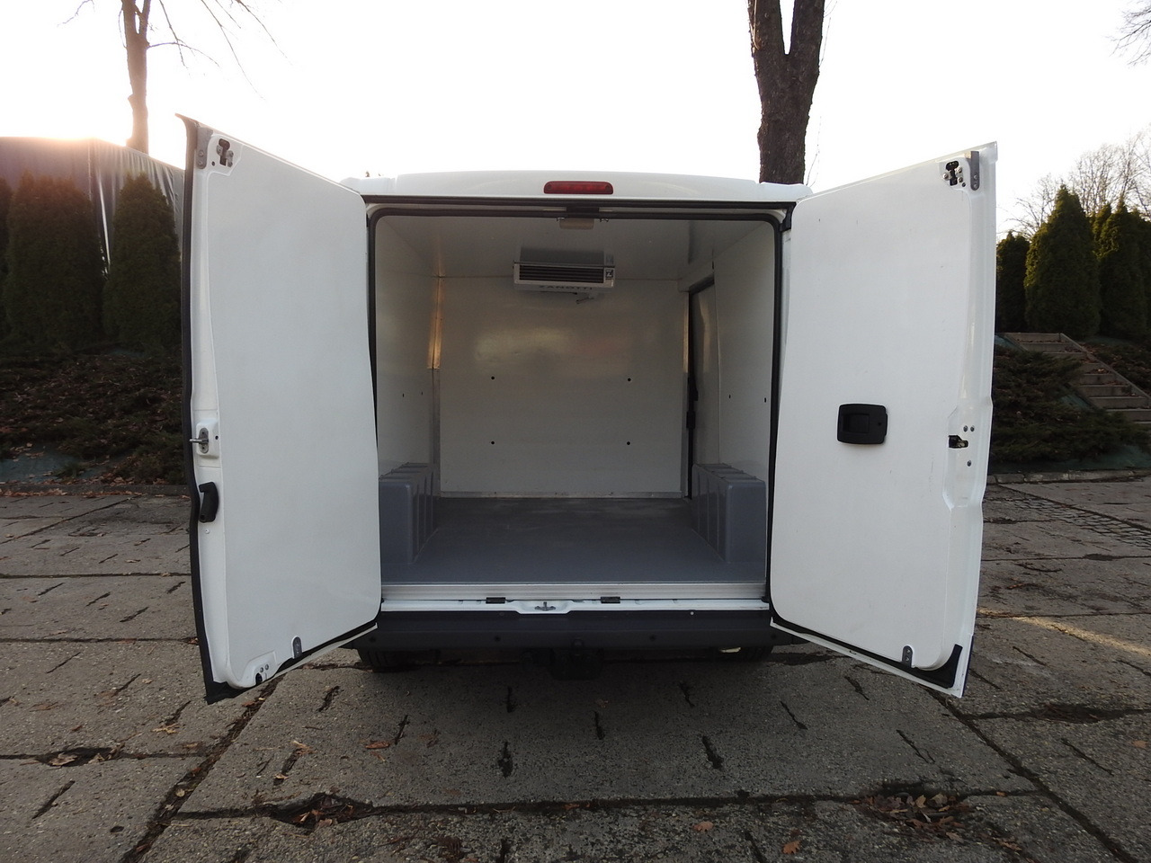 Furgon frigorifer CITROEN JUMPER REFRIGERATOR VAN -5*C LED LIGHTS AIR CONDITIONING  130HP: foto 12