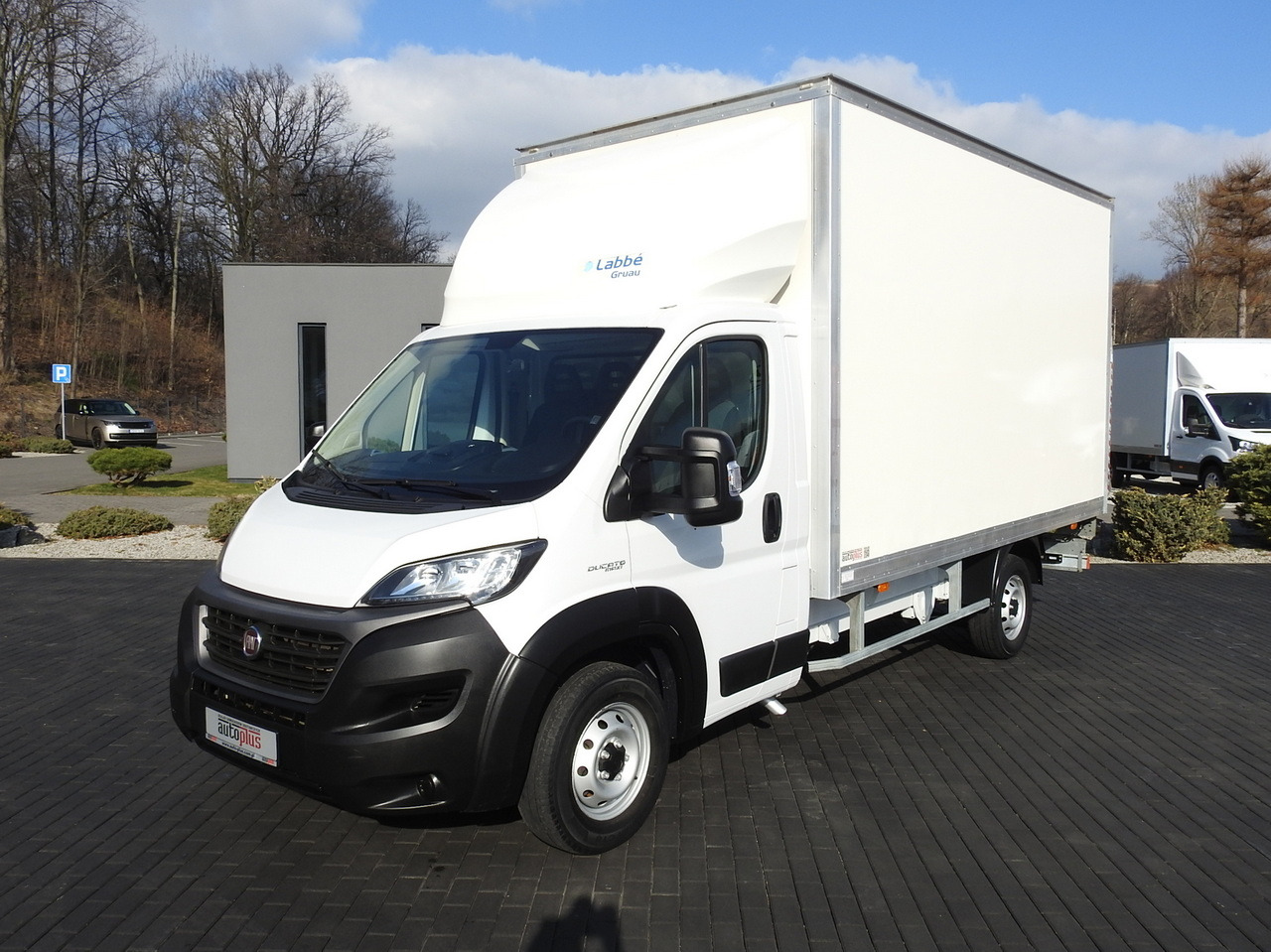Kamioncine me kontinier FIAT DUCATO  BOX LIFT 8 PALLETS CRUISE CONTROL NAVIGATION LED LIGHTS AIR CONDITIONING  130HP: foto 17