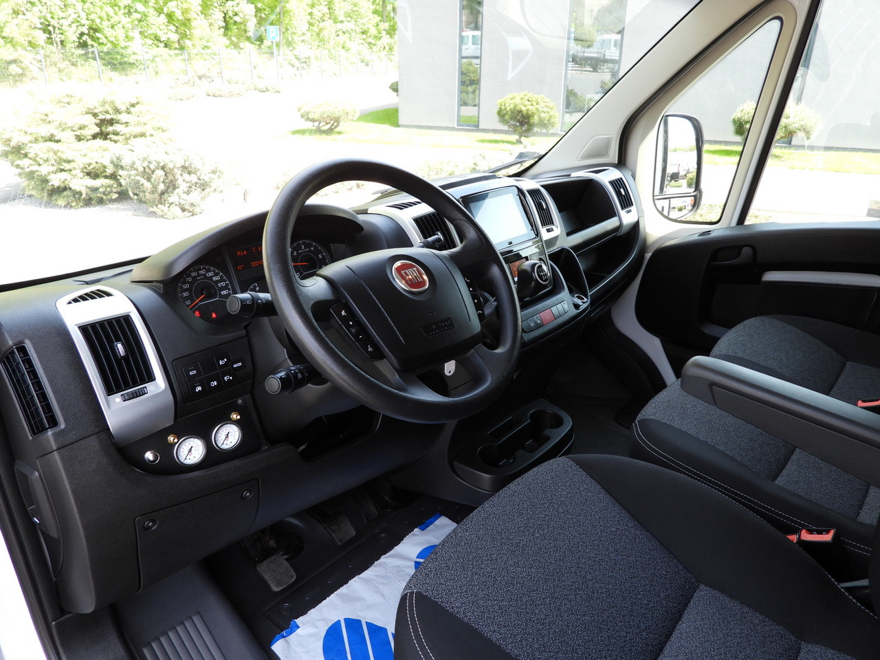 FIAT DUCATO TARPAULIN 10 PALLETS WEBASTO CRUISE CONTROL AIR CONDITIONING LED LIGHTS PNEUMATICS 160HP - Kamioncine me tendë: foto 2 FIAT DUCATO TARPAULIN 10 PALLETS WEBASTO CRUISE CONTROL AIR CONDITIONING LED LIGHTS PNEUMATICS 160HP - Kamioncine me tendë: foto 2