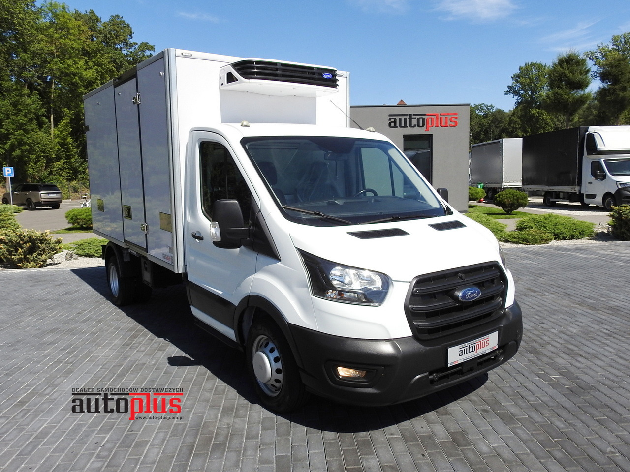 FORD TRANSIT REGRIGERATOR BOX 0*C POWER SUPPLY 230V CRUISE CONTROL AIR CONDITIONING TWIN WHEELS 170HP - Furgon frigorifer: foto 1 FORD TRANSIT REGRIGERATOR BOX 0*C POWER SUPPLY 230V CRUISE CONTROL AIR CONDITIONING TWIN WHEELS 170HP - Furgon frigorifer: foto 1