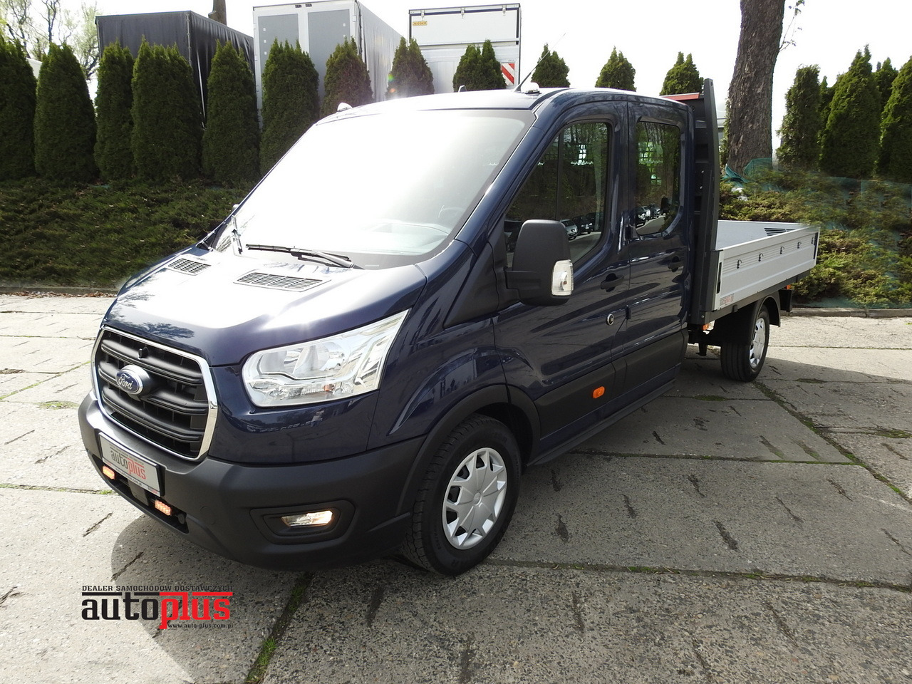 FORD TRANSIT STAKE BODY DOUBLE CABIN DOKA 7 SEATS CRUISE CONTROL AIR CONDITIONING LED LIGHTS 130HP - Kamioncine dopio kabinë: foto 1 FORD TRANSIT STAKE BODY DOUBLE CABIN DOKA 7 SEATS CRUISE CONTROL AIR CONDITIONING LED LIGHTS 130HP - Kamioncine dopio kabinë: foto 1