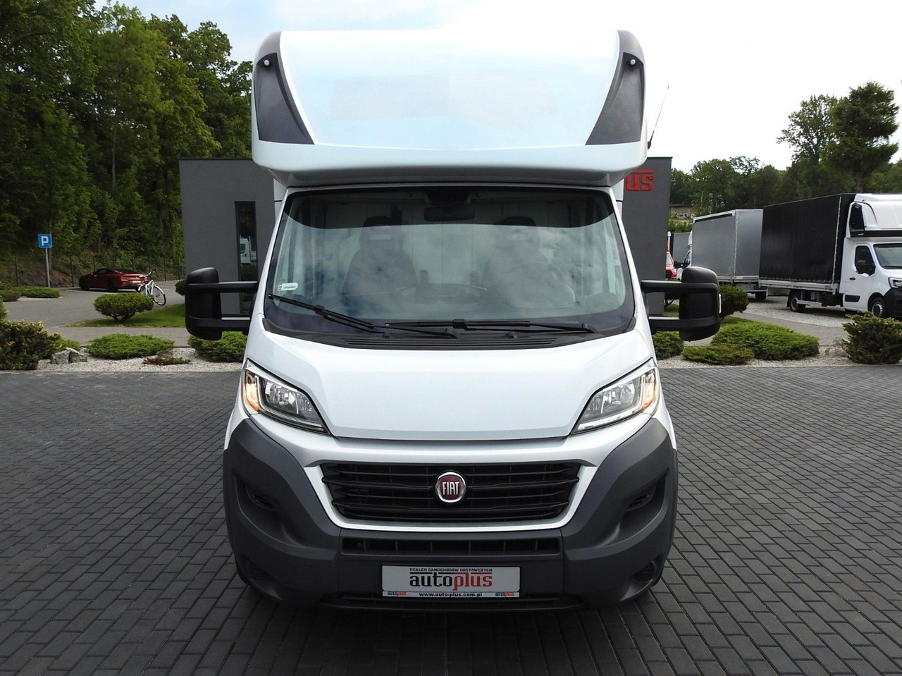Fiat DUCATO KOFFER 8 PALETTEN KLIMAANLAGE 130PS - Kamioncine me kontinier: foto 5 Fiat DUCATO KOFFER 8 PALETTEN KLIMAANLAGE 130PS - Kamioncine me kontinier: foto 5