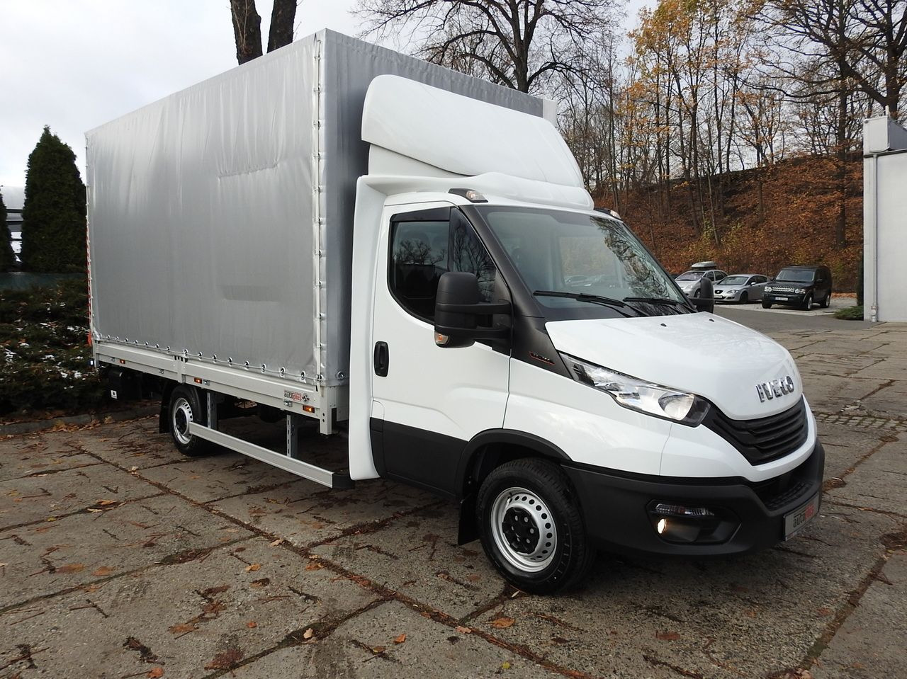 IVECO DAILY 35S16 NEW TARPAULIN LIFT 8 PALLETS CRUISE CONTROL AIR CONDITIONING 160HP - Kamioncine me tendë: foto 4 IVECO DAILY 35S16 NEW TARPAULIN LIFT 8 PALLETS CRUISE CONTROL AIR CONDITIONING 160HP - Kamioncine me tendë: foto 4