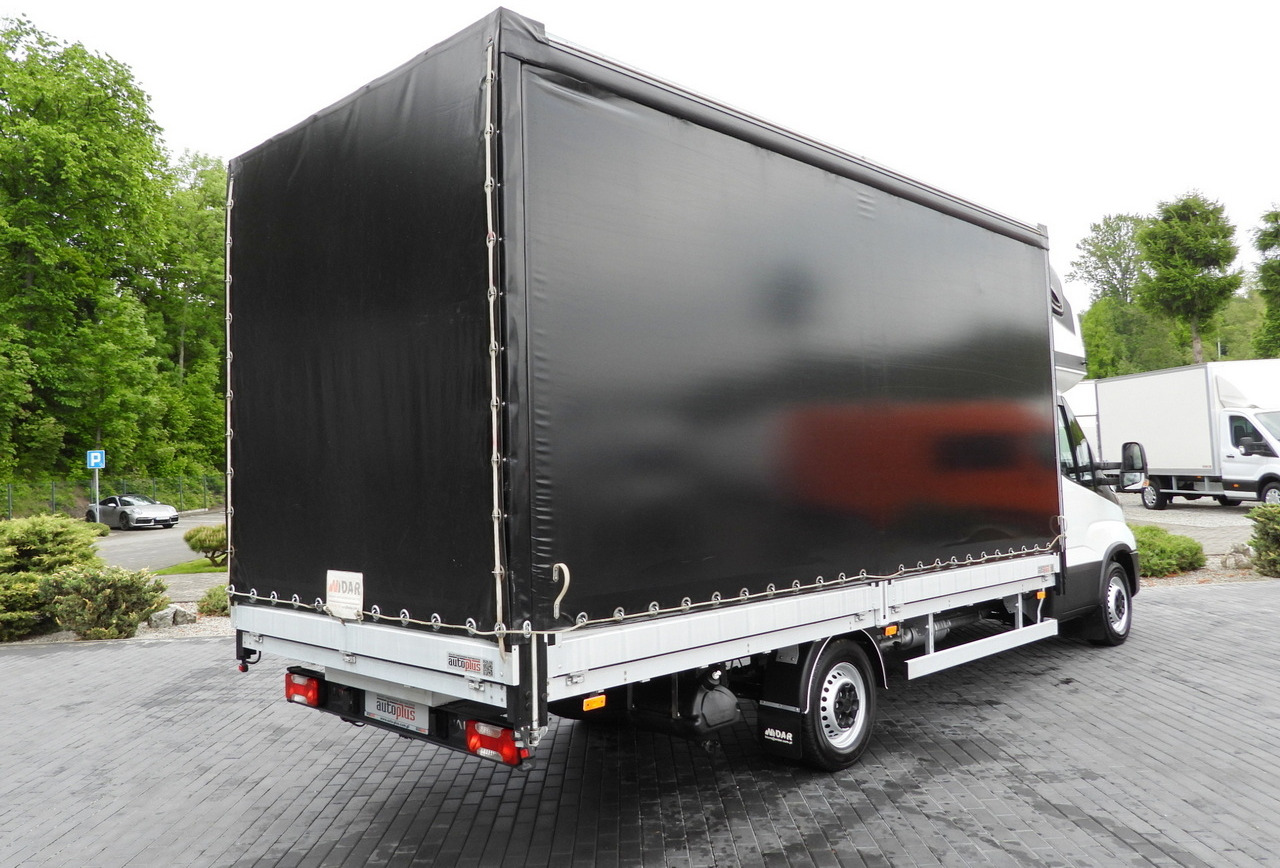 IVECO DAILY 35S18 TARPAULIN 10 PALLETS WEBASTO CRUISE CONTROL AIR CONDITIONING 180HP - Kamioncine me tendë: foto 3 IVECO DAILY 35S18 TARPAULIN 10 PALLETS WEBASTO CRUISE CONTROL AIR CONDITIONING 180HP - Kamioncine me tendë: foto 3