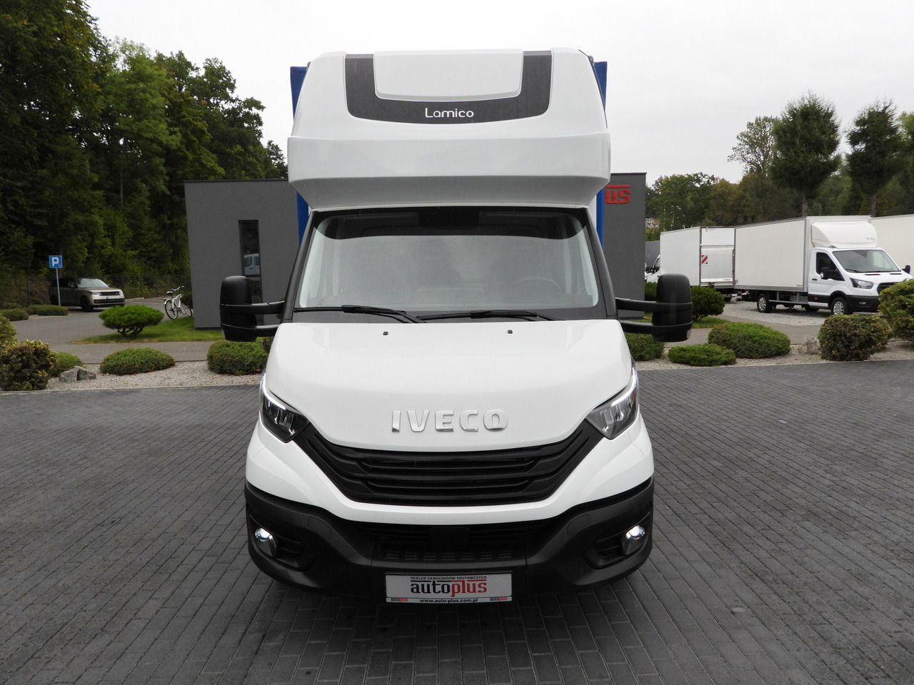 IVECO DAILY 35S18 TARPAULIN LIFT 8 PALLETS WEBASTO CRUISE CONTROL LED LIGHTS AIR CONDITIONING 180HP - Kamioncine me tendë: foto 5 IVECO DAILY 35S18 TARPAULIN LIFT 8 PALLETS WEBASTO CRUISE CONTROL LED LIGHTS AIR CONDITIONING 180HP - Kamioncine me tendë: foto 5