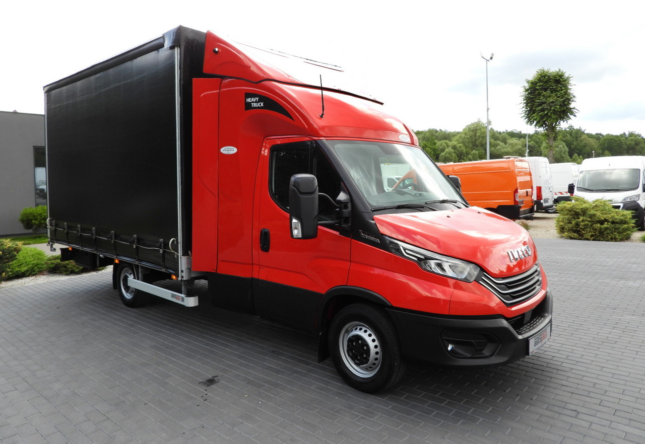 IVECO DAILY 35S21 TARPAULIN 10 PALLETS WEBASTO CRUISE CONTROL NAVIGATION LED LIGHTS PNEUMATICS AUTOMATIC TRANSMISSION HI-MATIC AIR CONDITIONING 210HP - Kamioncine me tendë: foto 4 IVECO DAILY 35S21 TARPAULIN 10 PALLETS WEBASTO CRUISE CONTROL NAVIGATION LED LIGHTS PNEUMATICS AUTOMATIC TRANSMISSION HI-MATIC AIR CONDITIONING 210HP - Kamioncine me tendë: foto 4