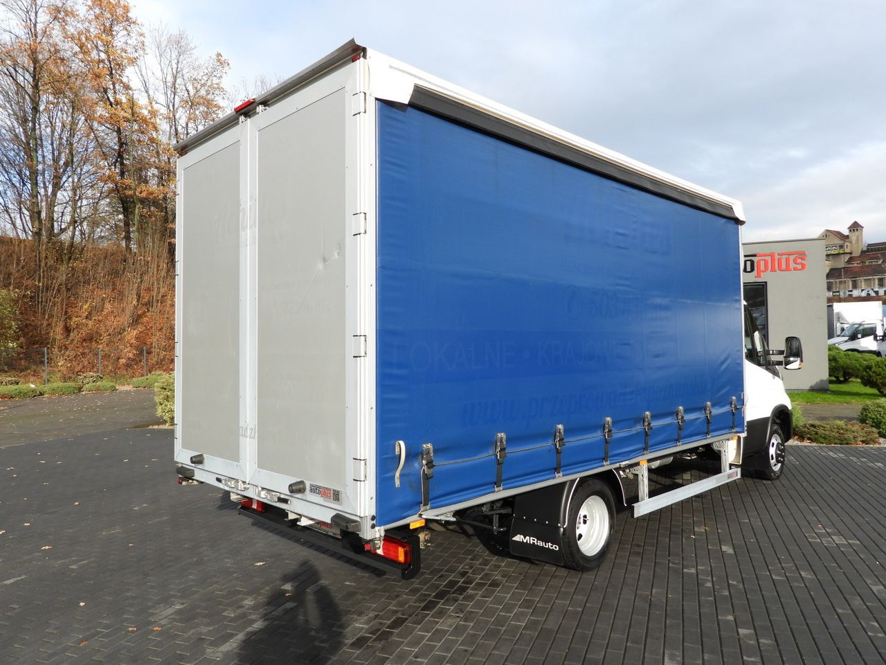 IVECO DAILY 50C16 TARPAULIN 10 PALLETS CRUISE CONTROL TWIN WHEELS AIR CONDITIONING 160HP - Kamioncine me tendë: foto 3 IVECO DAILY 50C16 TARPAULIN 10 PALLETS CRUISE CONTROL TWIN WHEELS AIR CONDITIONING 160HP - Kamioncine me tendë: foto 3