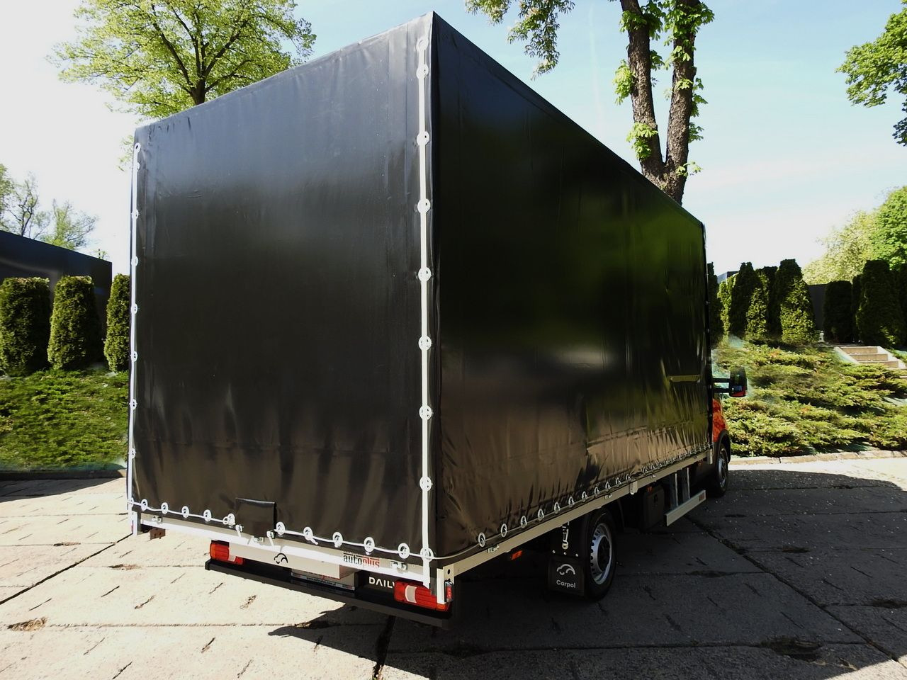 IVECO DAILY NEW TARPAULIN 10 PALLETS WEBASTO CRUISE CONTROL NAVIGATION AIR CONDITIONING LED LIGHTS 180HP - Kamioncine me tendë: foto 3 IVECO DAILY NEW TARPAULIN 10 PALLETS WEBASTO CRUISE CONTROL NAVIGATION AIR CONDITIONING LED LIGHTS 180HP - Kamioncine me tendë: foto 3