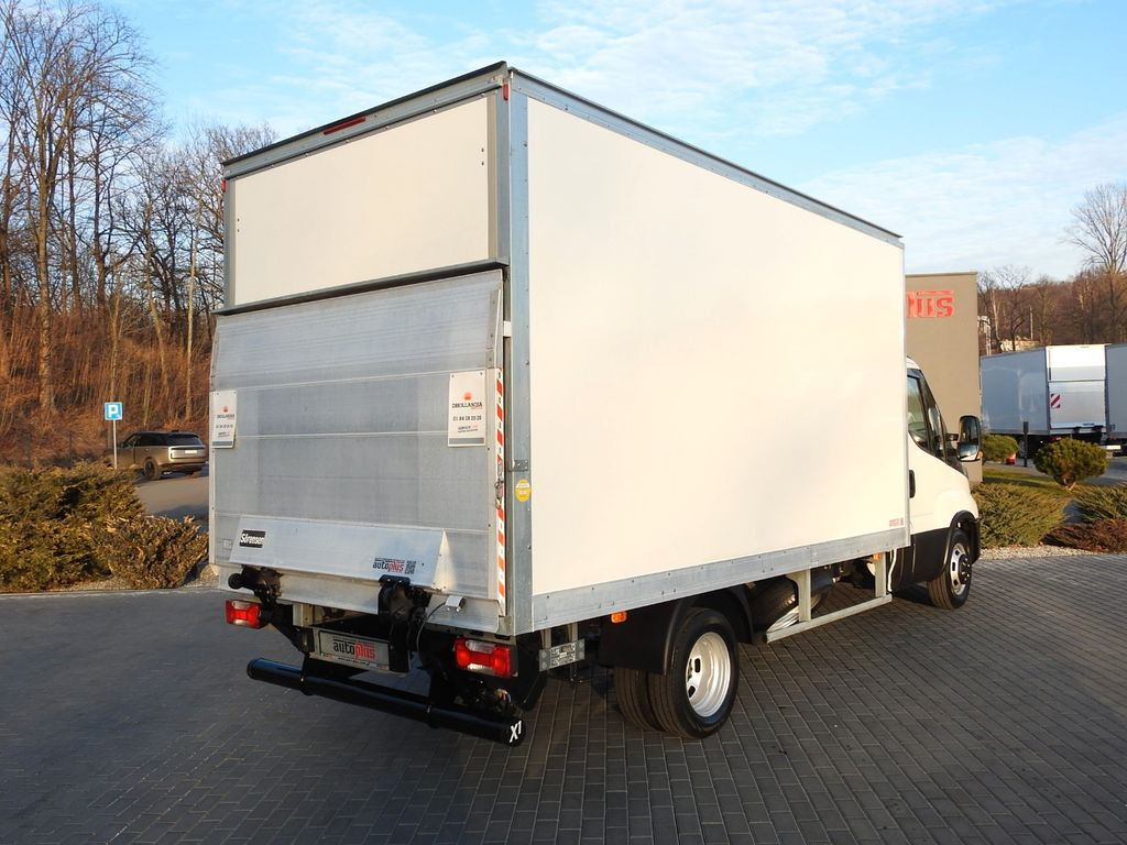 Iveco DAILY 35S16 KOFFER AUFZUG 8 PALETTEN TEMPOMAT - Kamioncine me kontinier: foto 3 Iveco DAILY 35S16 KOFFER AUFZUG 8 PALETTEN TEMPOMAT - Kamioncine me kontinier: foto 3