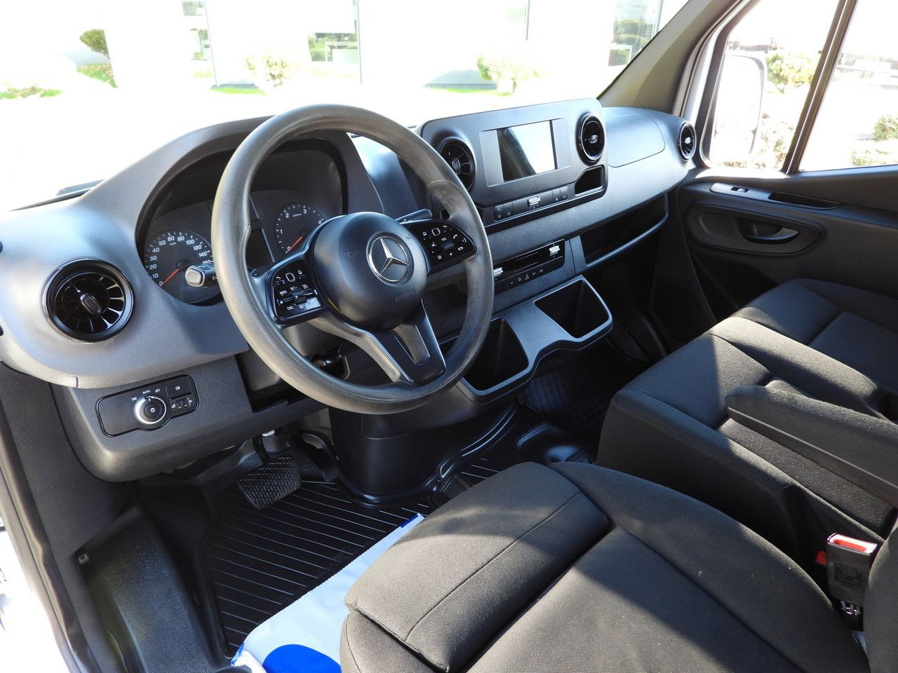 MERCEDES SPRINTER 316 BOX DELIVERY VAN 7 SEATS CRUISE CONTROL AUTOMATIC TRANSMISSION AIR CONDITIONING 160HP - Furgon: foto 3 MERCEDES SPRINTER 316 BOX DELIVERY VAN 7 SEATS CRUISE CONTROL AUTOMATIC TRANSMISSION AIR CONDITIONING 160HP - Furgon: foto 3