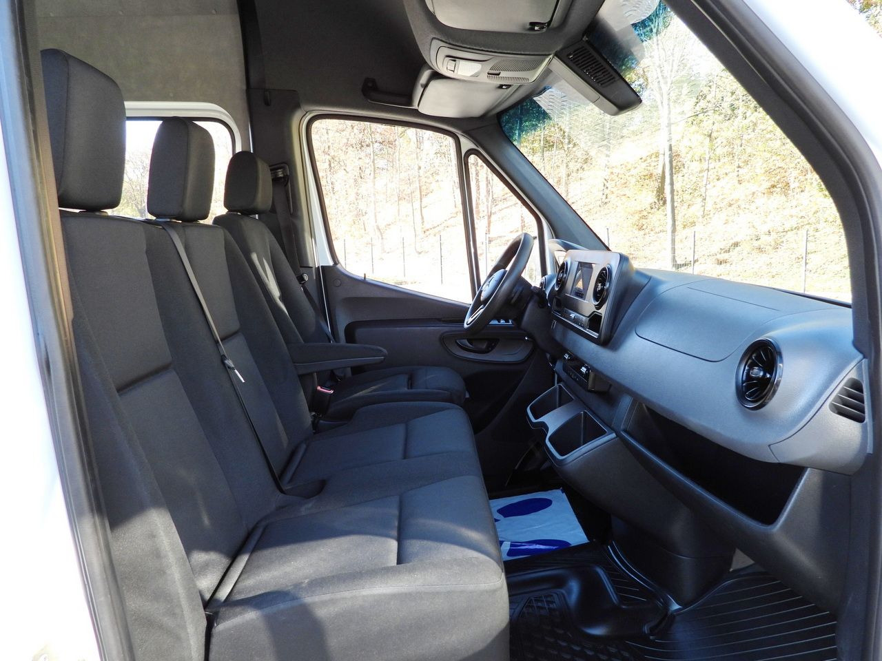 MERCEDES SPRINTER 316 BOX DELIVERY VAN 7 SEATS CRUISE CONTROL AUTOMATIC TRANSMISSION AIR CONDITIONING 160HP - Furgon: foto 2 MERCEDES SPRINTER 316 BOX DELIVERY VAN 7 SEATS CRUISE CONTROL AUTOMATIC TRANSMISSION AIR CONDITIONING 160HP - Furgon: foto 2