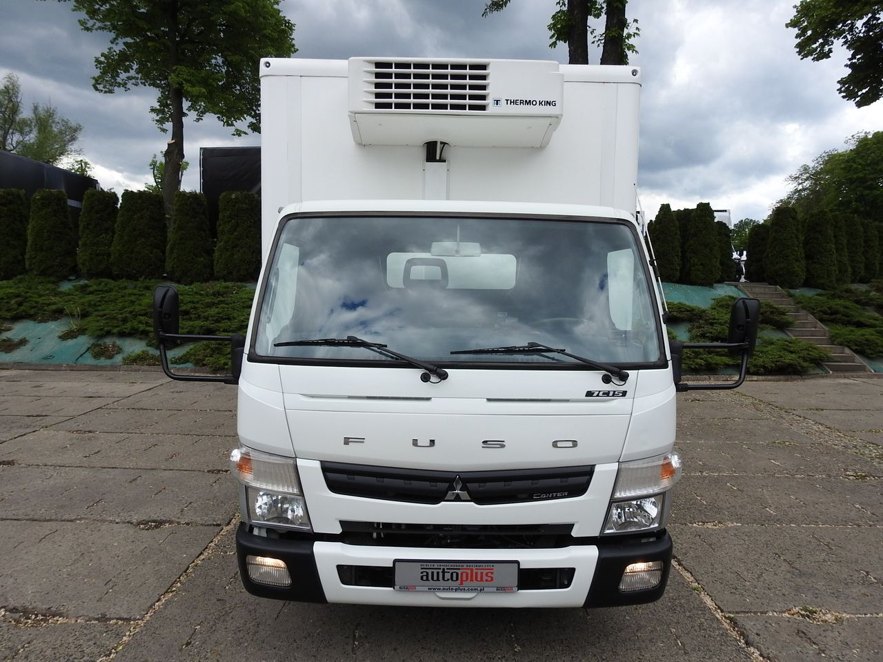 MITSUBISHI CANTER FUSO 7C15 REGRIGERATOR BOX -4*C LIFT POWER SUPPLY 230V AIR CONDITIONING AUTOMATIC TRANSMISSION 150HP - Kamion frigorifer: foto 5 MITSUBISHI CANTER FUSO 7C15 REGRIGERATOR BOX -4*C LIFT POWER SUPPLY 230V AIR CONDITIONING AUTOMATIC TRANSMISSION 150HP - Kamion frigorifer: foto 5