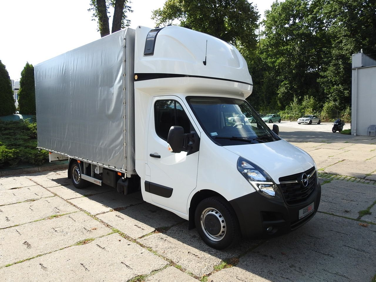 OPEL MOVANO - Kamioncine me tendë: foto 4 OPEL MOVANO - Kamioncine me tendë: foto 4