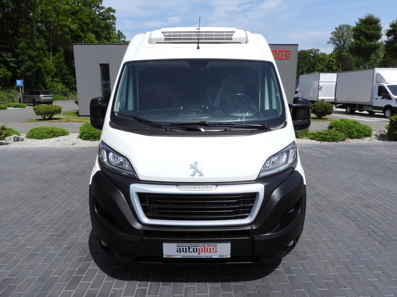 PEUGEOT BOXER REFRIGERATOR VAN -10*C CRUISE CONTROL AIR CONDITIONING 130HP - Furgon frigorifer: foto 5 PEUGEOT BOXER REFRIGERATOR VAN -10*C CRUISE CONTROL AIR CONDITIONING 130HP - Furgon frigorifer: foto 5