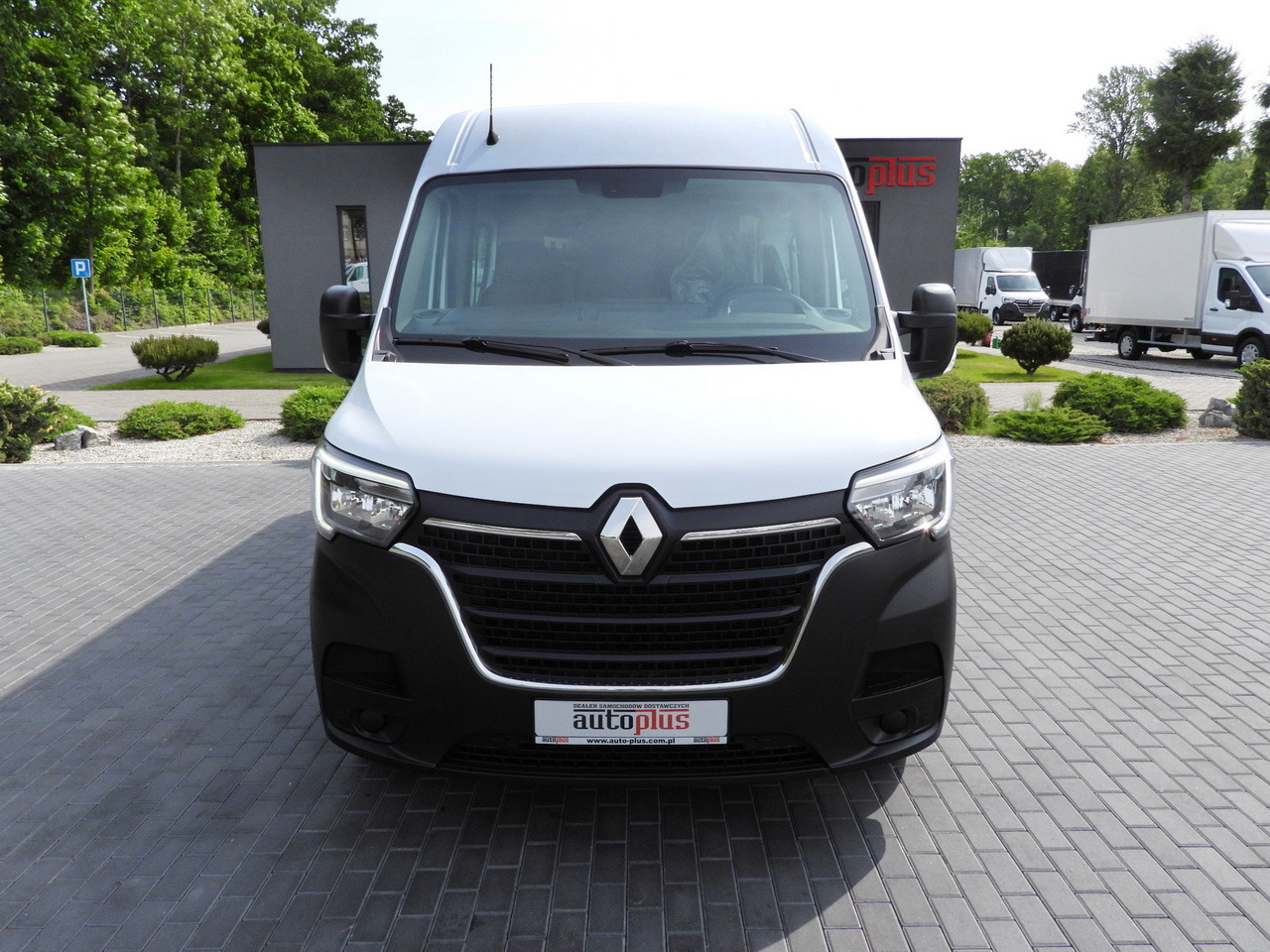 RENAULT MASTER BOX DELIVERY VAN 7 SEATS CRUISE CONTROL NAVIGATION LED LIGHTS AIR CONDITIONING 140HP - Furgon: foto 5 RENAULT MASTER BOX DELIVERY VAN 7 SEATS CRUISE CONTROL NAVIGATION LED LIGHTS AIR CONDITIONING 140HP - Furgon: foto 5