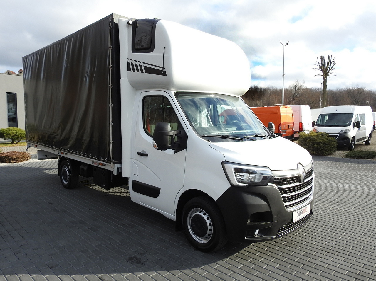 RENAULT MASTER TARPAULIN 10 PALLETS CRUISE CONTROL AIR CONDITIONING LED LIGHTS PNEUMATICS 165HP - Kamioncine me tendë: foto 4 RENAULT MASTER TARPAULIN 10 PALLETS CRUISE CONTROL AIR CONDITIONING LED LIGHTS PNEUMATICS 165HP - Kamioncine me tendë: foto 4