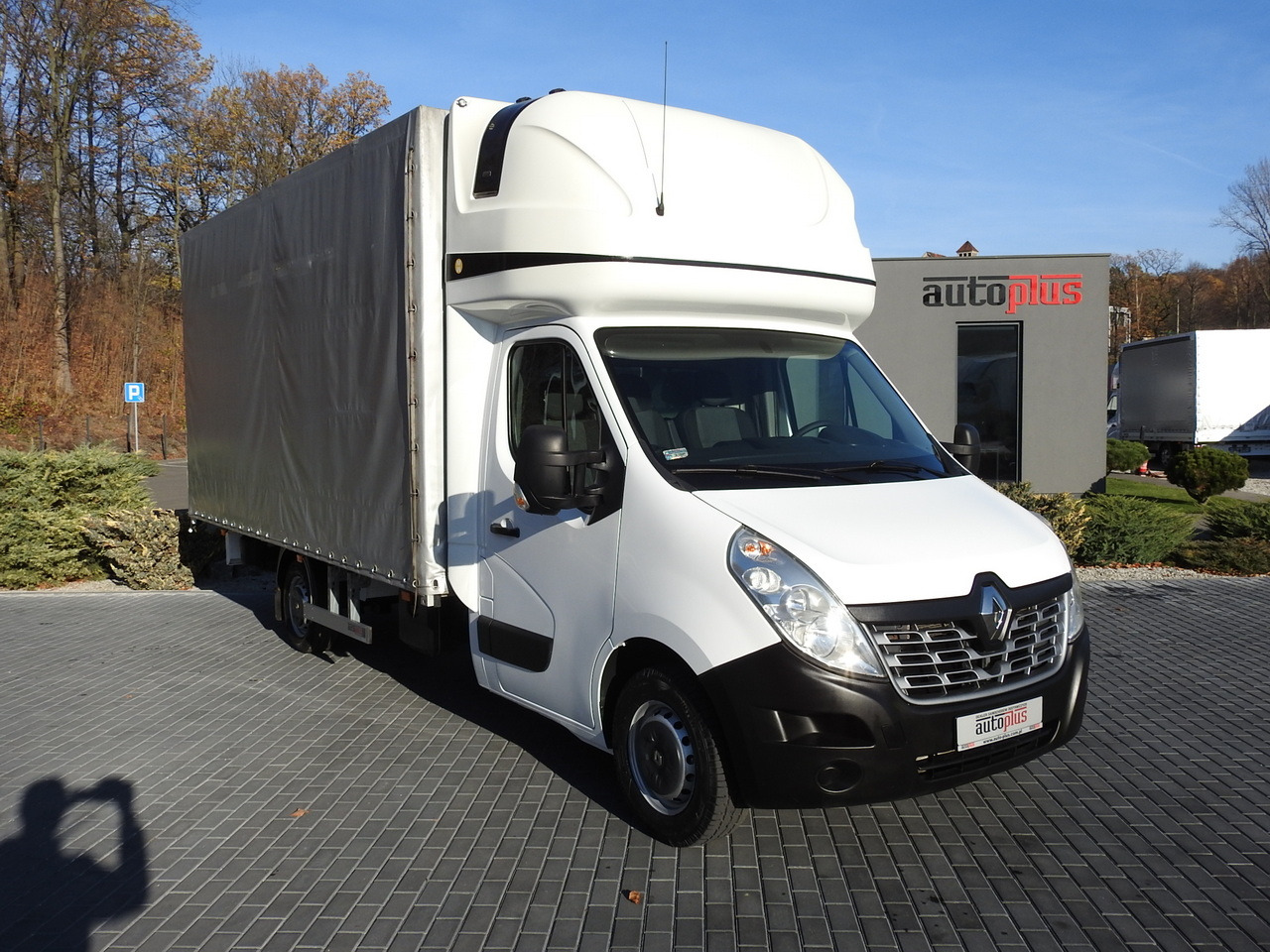 RENAULT MASTER TARPAULIN 10 PALLETS CRUISE CONTROL AIR CONDITIONING PNEUMATICS 170HP - Kamioncine me tendë: foto 4 RENAULT MASTER TARPAULIN 10 PALLETS CRUISE CONTROL AIR CONDITIONING PNEUMATICS 170HP - Kamioncine me tendë: foto 4