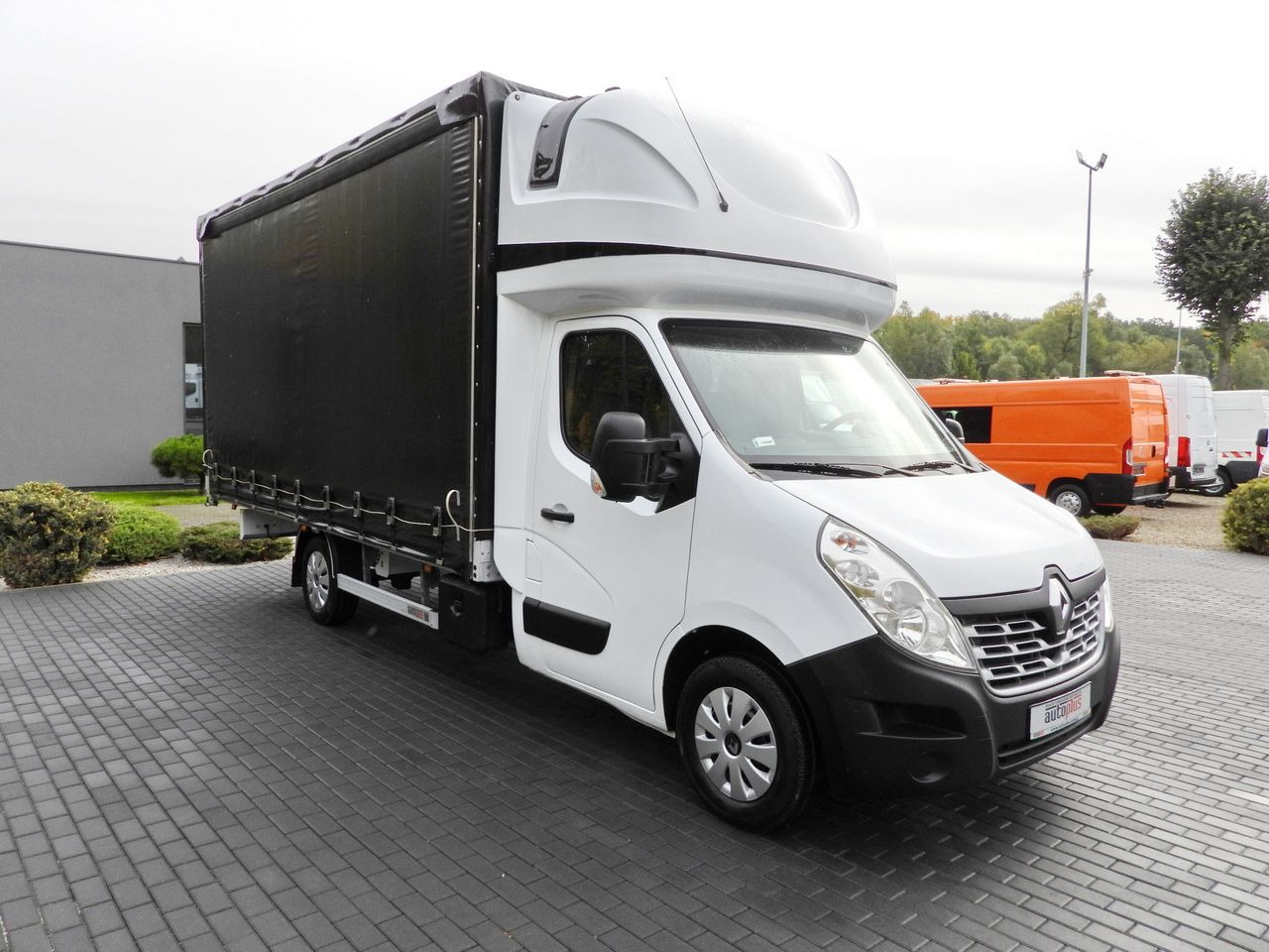 RENAULT MASTER TARPAULIN 10 PALLETS WEBASTO CRUISE CONTROL AIR CONDITIONING 170HP - Kamioncine me tendë: foto 4 RENAULT MASTER TARPAULIN 10 PALLETS WEBASTO CRUISE CONTROL AIR CONDITIONING 170HP - Kamioncine me tendë: foto 4