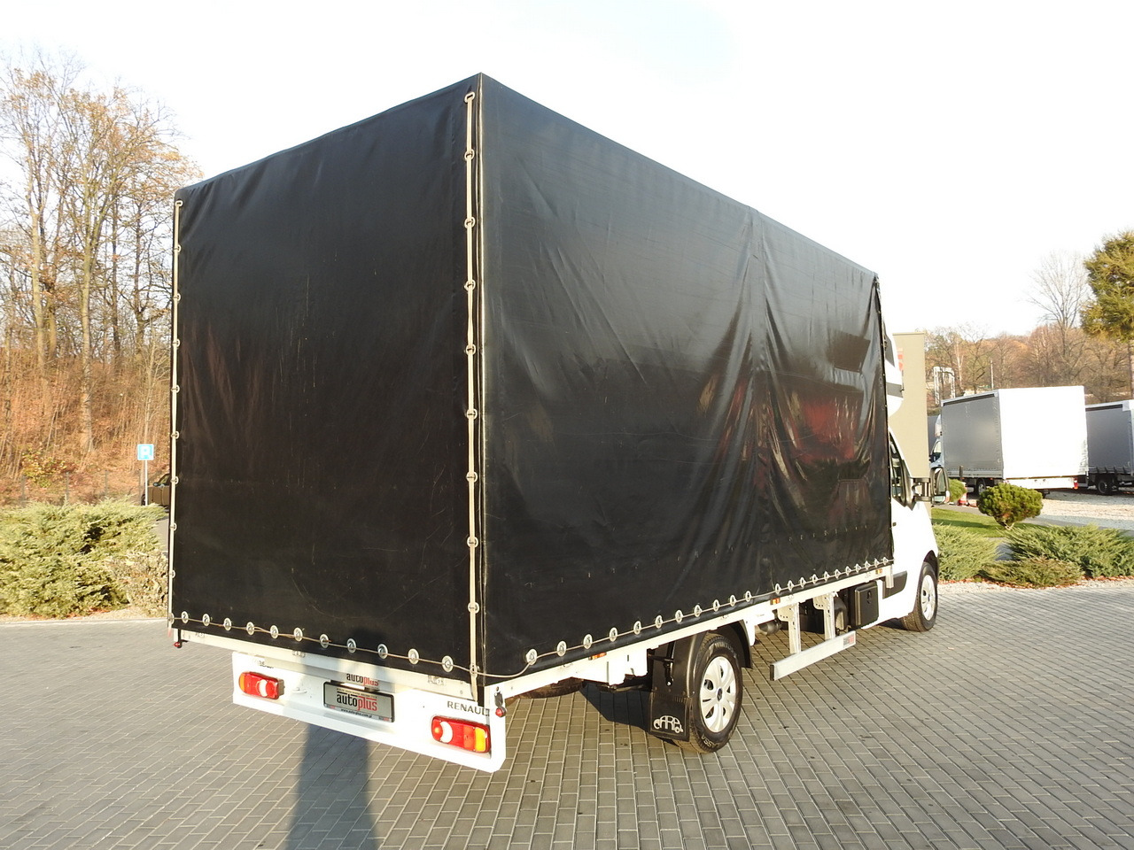 RENAULT MASTER TARPAULIN 10 PALLETS WEBASTO CRUISE CONTROL AIR CONDITIONING PNEUMATICS 170HP - Kamioncine me tendë: foto 3 RENAULT MASTER TARPAULIN 10 PALLETS WEBASTO CRUISE CONTROL AIR CONDITIONING PNEUMATICS 170HP - Kamioncine me tendë: foto 3