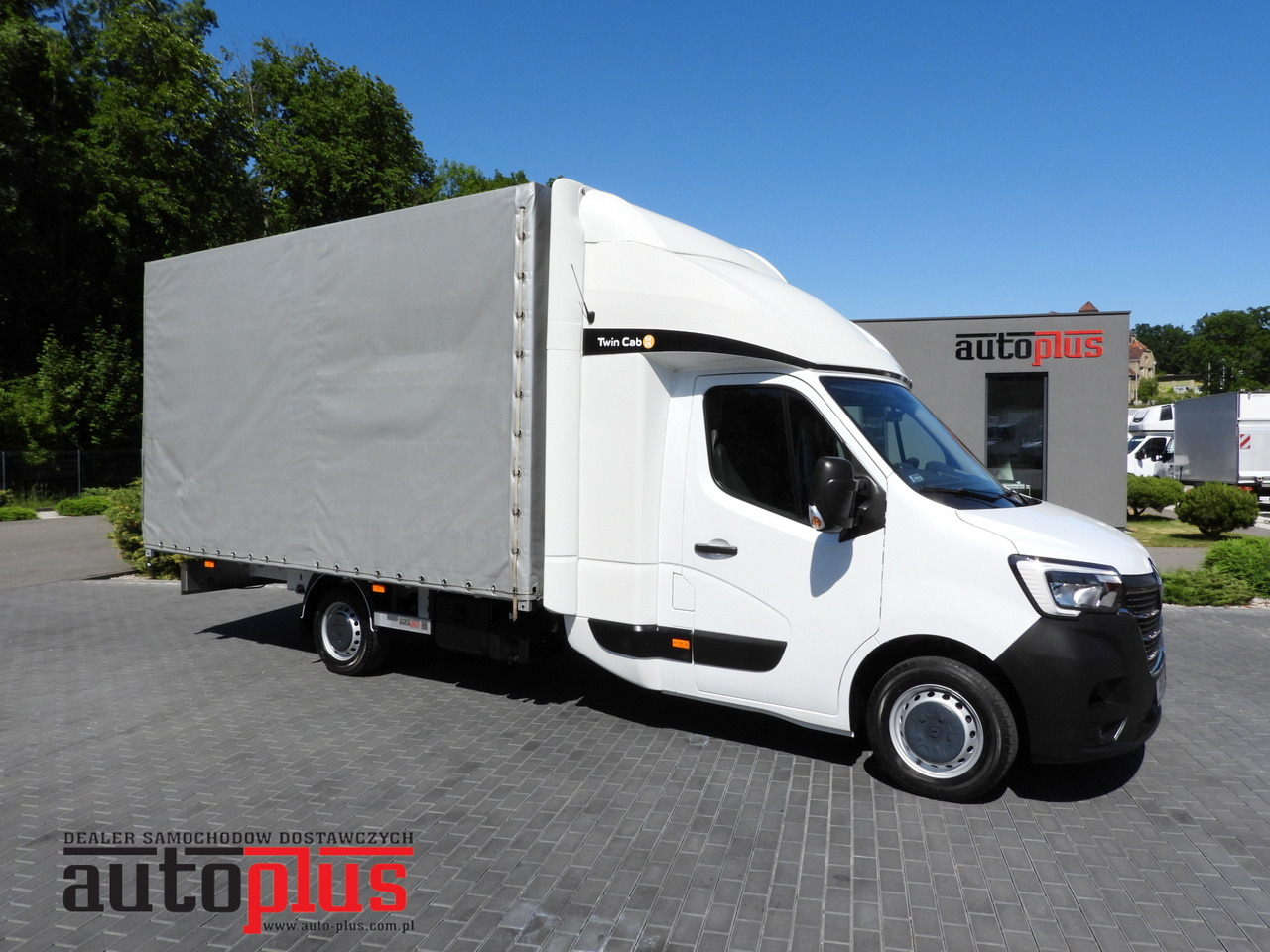 RENAULT MASTER TARPAULIN 10 PALLETS WEBASTO CRUISE CONTROL LED LIGHTS PNEUMATICS AIR CONDITIONING 165HP - Kamioncine me tendë: foto 1 RENAULT MASTER TARPAULIN 10 PALLETS WEBASTO CRUISE CONTROL LED LIGHTS PNEUMATICS AIR CONDITIONING 165HP - Kamioncine me tendë: foto 1