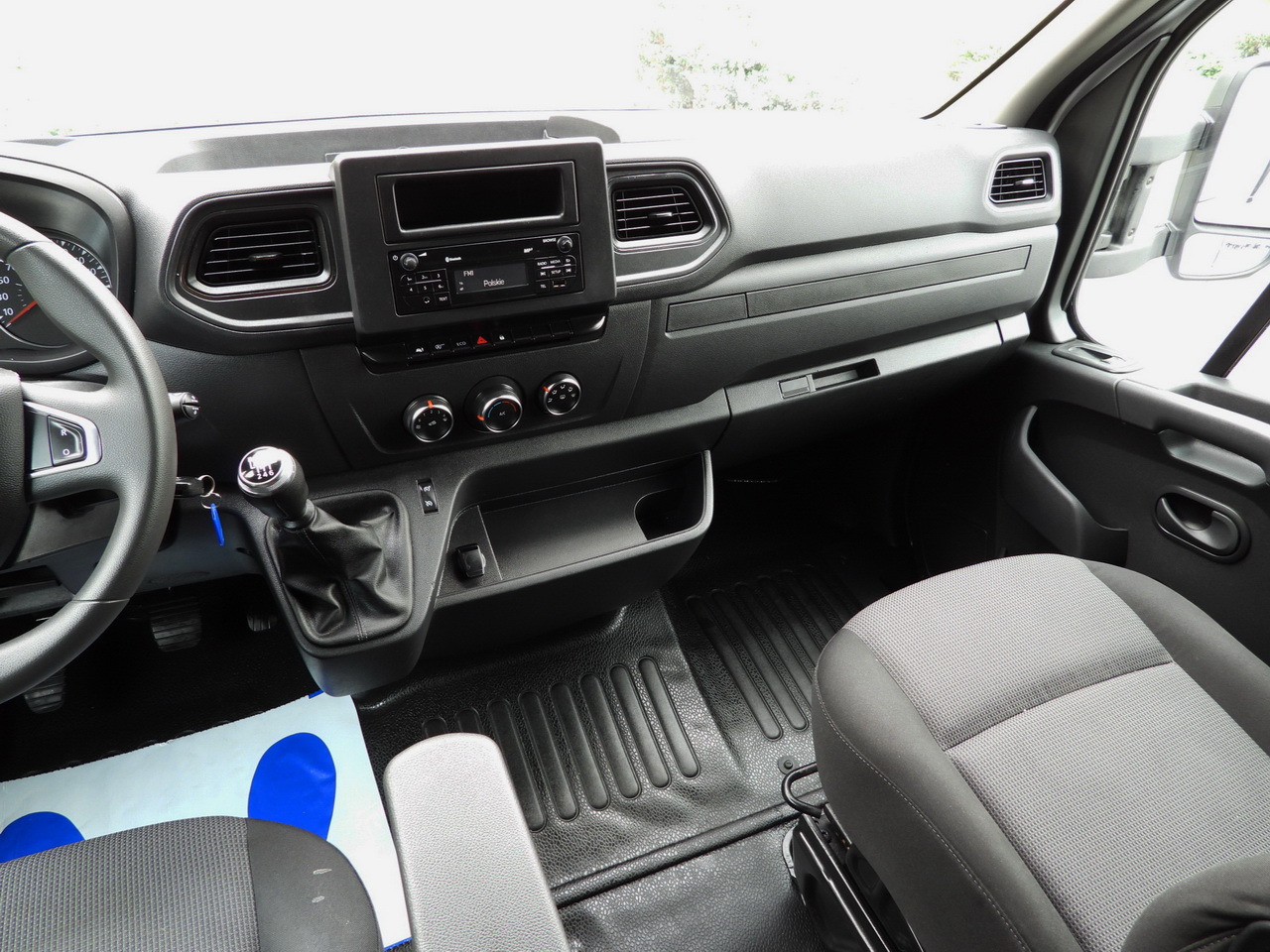 Kamioncine me tendë RENAULT MASTER TARPAULIN 10 PALLETS WEBASTO CRUISE CONTROL LED LIGHTS PNEUMATICS AIR CONDITIONING  165HP: foto 35