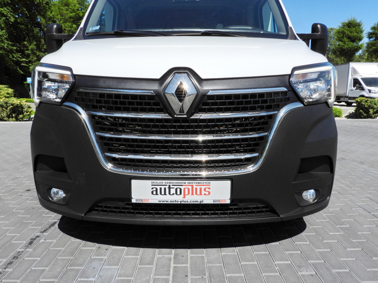 Kamioncine me tendë RENAULT MASTER  TARPAULIN 10 PALLETS WEBASTO CRUISE CONTROL LED LIGHTS PNEUMATICS AIR CONDITIONING  165HP: foto 14