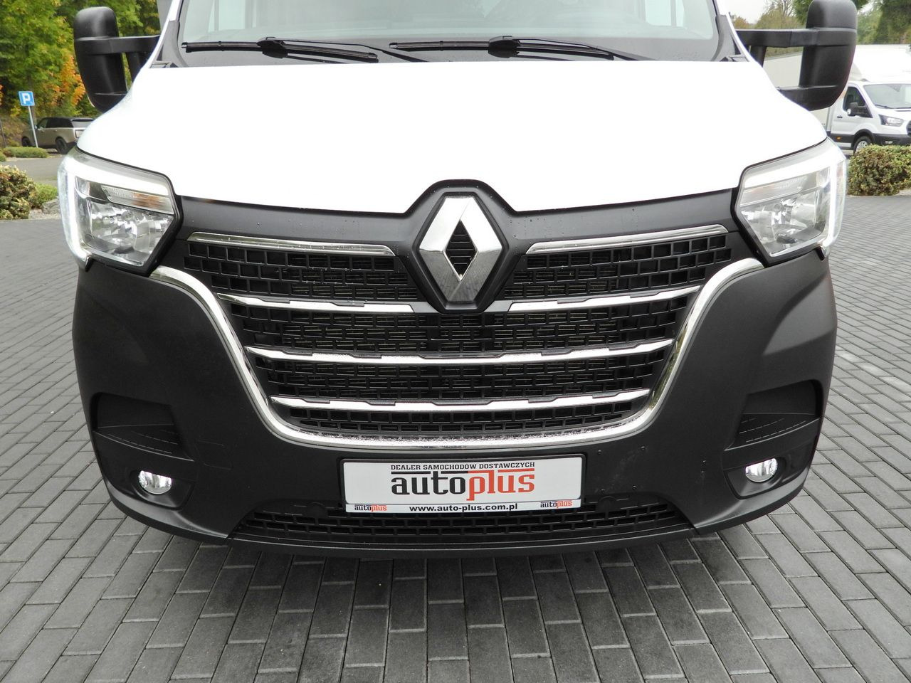 Kamioncine me tendë RENAULT MASTER TARPAULIN 12 PALLETS WEBASTO CRUISE CONTROL NAVIGATION LED LIGHTS PNEUMATICS AIR CONDITIONING 165HP: foto 14 Kamioncine me tendë RENAULT MASTER TARPAULIN 12 PALLETS WEBASTO CRUISE CONTROL NAVIGATION LED LIGHTS PNEUMATICS AIR CONDITIONING 165HP: foto 14