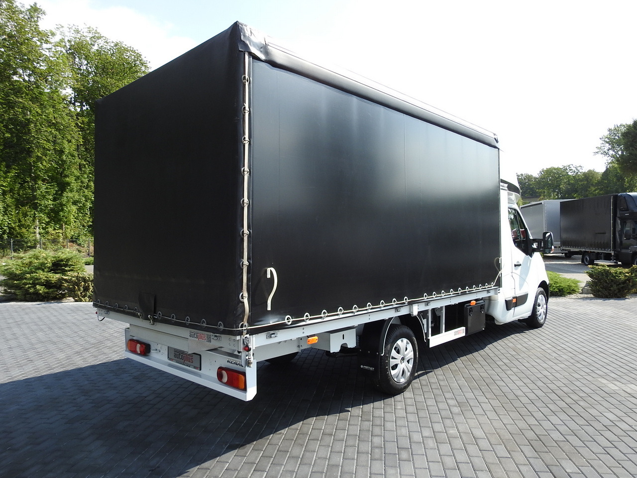 RENAULT MASTER TARPAULIN 8 PALLETS CRUISE CONTROL AIR CONDITIONING 170HP - Kamioncine me tendë: foto 3 RENAULT MASTER TARPAULIN 8 PALLETS CRUISE CONTROL AIR CONDITIONING 170HP - Kamioncine me tendë: foto 3
