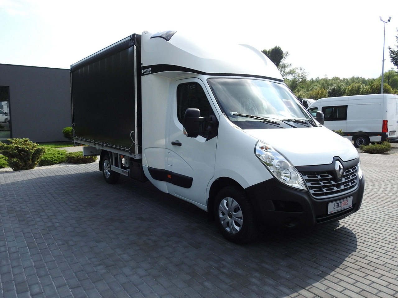 RENAULT MASTER TARPAULIN 8 PALLETS CRUISE CONTROL AIR CONDITIONING 170HP - Kamioncine me tendë: foto 4 RENAULT MASTER TARPAULIN 8 PALLETS CRUISE CONTROL AIR CONDITIONING 170HP - Kamioncine me tendë: foto 4