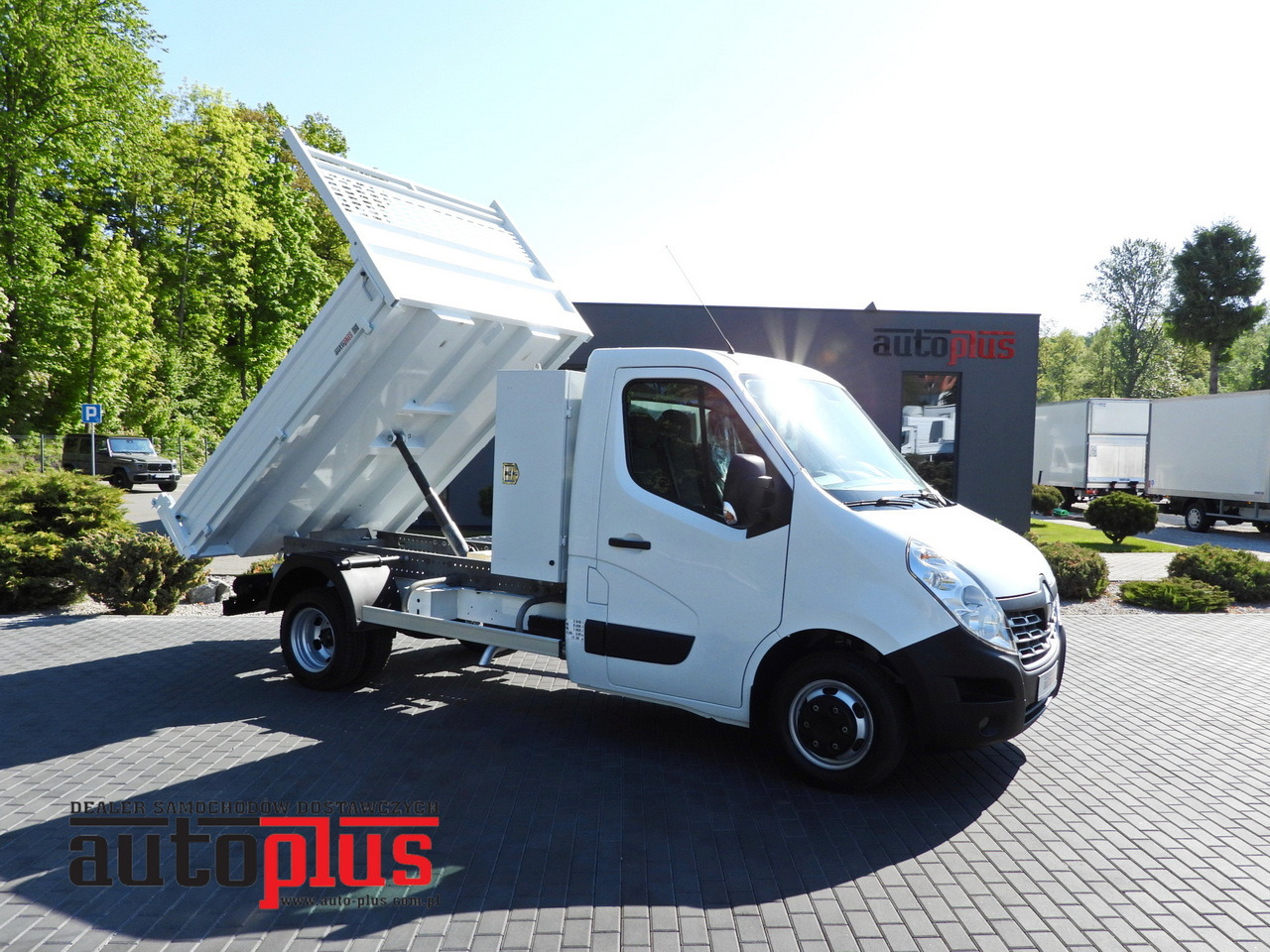 RENAULT MASTER TIPPER CRUISE CONTROL TWIN WHEELS AIR CONDITIONING 145HP - Kamioncine vetëshkarkuese: foto 1 RENAULT MASTER TIPPER CRUISE CONTROL TWIN WHEELS AIR CONDITIONING 145HP - Kamioncine vetëshkarkuese: foto 1