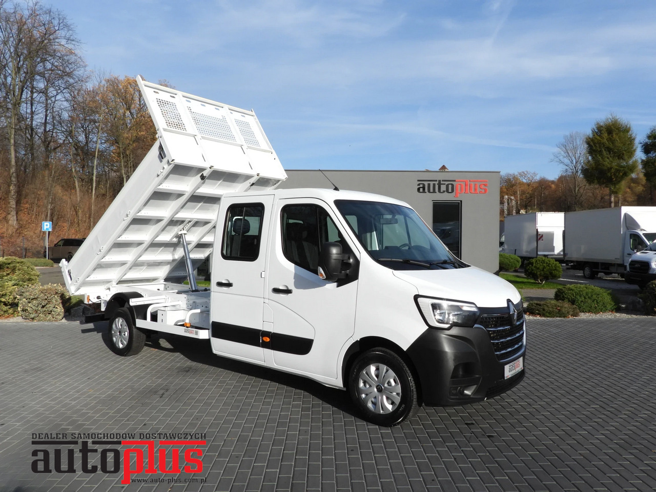 RENAULT MASTER TIPPER DOUBLE CABIN DOKA 6 SEATS CRUISE CONTROL LED LIGHTS AIR CONDITIONING 145HP - Kamioncine vetëshkarkuese: foto 1 RENAULT MASTER TIPPER DOUBLE CABIN DOKA 6 SEATS CRUISE CONTROL LED LIGHTS AIR CONDITIONING 145HP - Kamioncine vetëshkarkuese: foto 1
