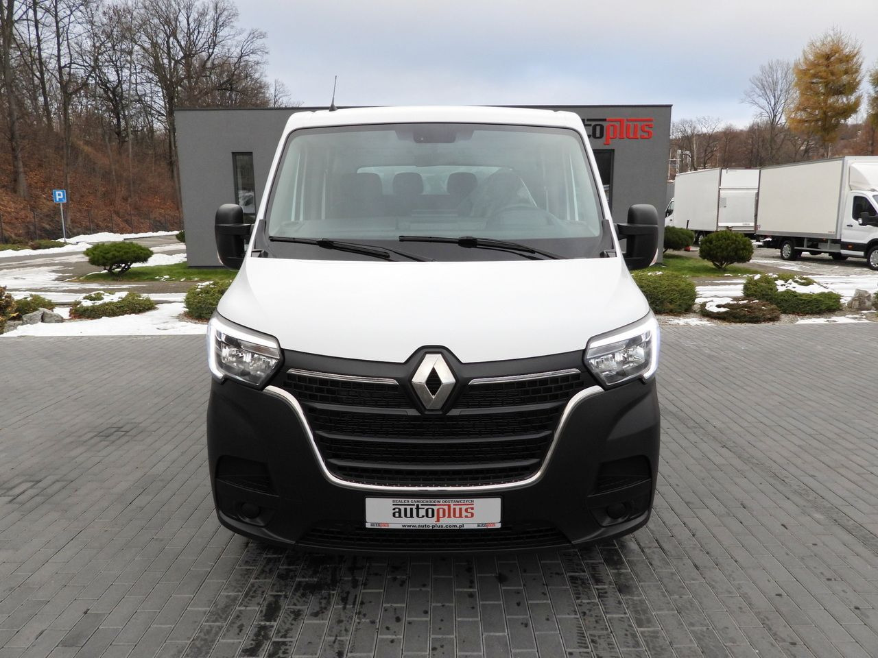 RENAULT MASTER TIPPER DOUBLE CABIN DOKA 6 SEATS CRUISE CONTROL LED LIGHTS TWIN WHEELS AIR CONDITIONING 145HP - Kamioncine vetëshkarkuese: foto 5 RENAULT MASTER TIPPER DOUBLE CABIN DOKA 6 SEATS CRUISE CONTROL LED LIGHTS TWIN WHEELS AIR CONDITIONING 145HP - Kamioncine vetëshkarkuese: foto 5