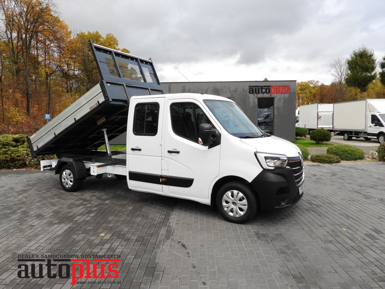 RENAULT MASTER TIPPER DOUBLE CABIN DOKA 7 SEATS CRUISE CONTROL NAVIGATION LED LIGHTS AIR CONDITIONING 145HP - Kamioncine vetëshkarkuese: foto 1 RENAULT MASTER TIPPER DOUBLE CABIN DOKA 7 SEATS CRUISE CONTROL NAVIGATION LED LIGHTS AIR CONDITIONING 145HP - Kamioncine vetëshkarkuese: foto 1