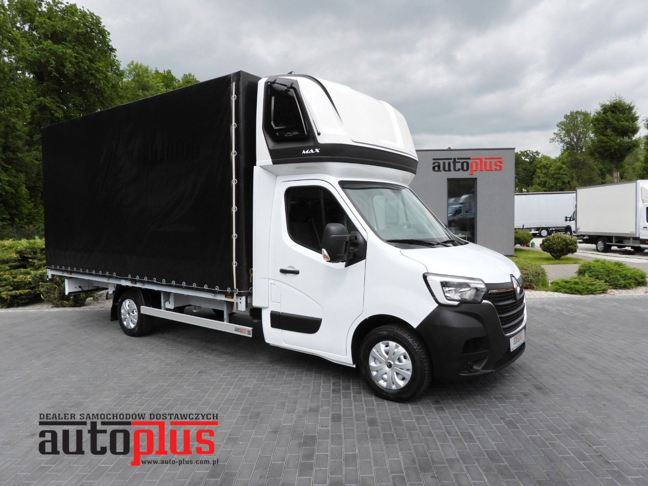 Renault MASTER PRITSCHE PLANE 10 PALETTEN TEMPOMAT - Kamioncine me tendë: foto 1 Renault MASTER PRITSCHE PLANE 10 PALETTEN TEMPOMAT - Kamioncine me tendë: foto 1