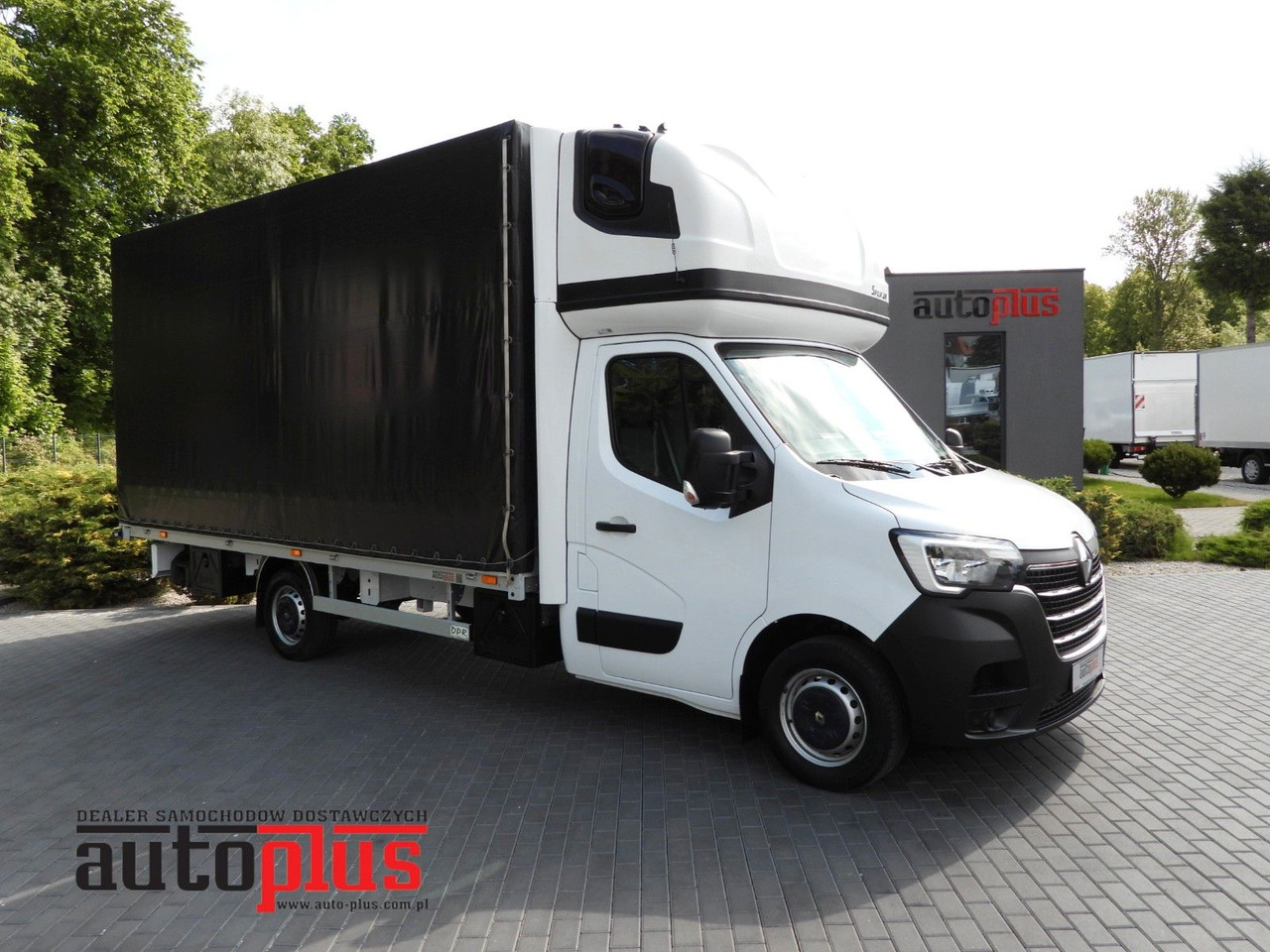 Renault MASTER PRITSCHE PLANE 10 PALETTEN WEBASTO A/C - Kamioncine me tendë: foto 1 Renault MASTER PRITSCHE PLANE 10 PALETTEN WEBASTO A/C - Kamioncine me tendë: foto 1