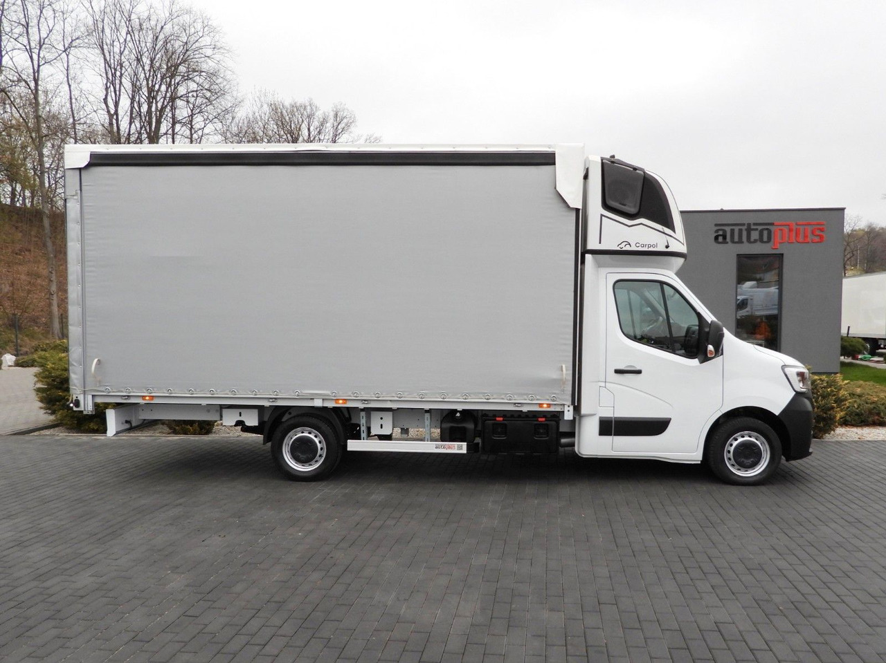 Kamioncine me tendë Renault MASTER  PRITSCHE PLANE 10 PALETTEN WEBASTO  A/C: foto 7