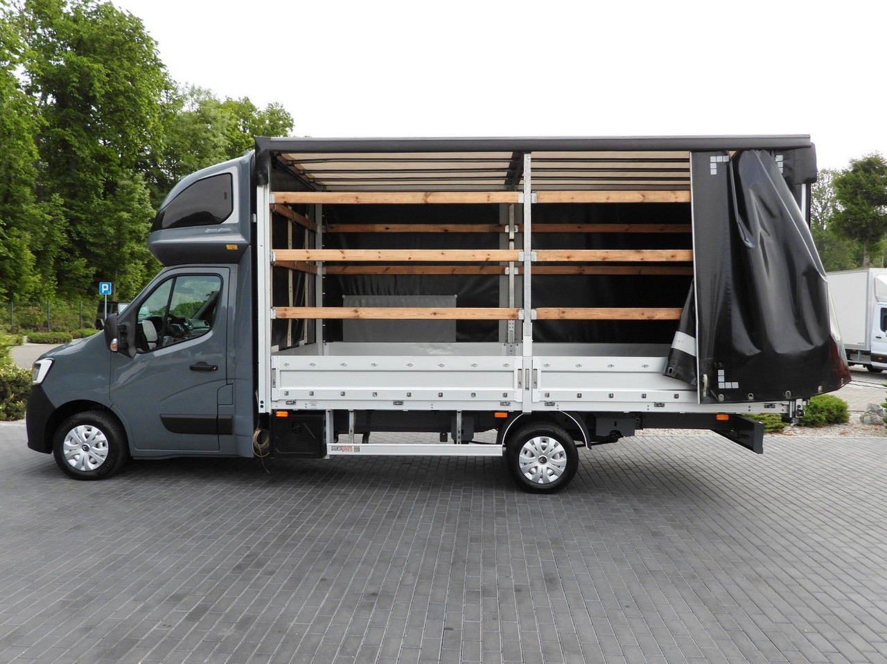 Kamioncine me tendë Renault MASTER PRITSCHE PLANE 10 PALETTEN WEBASTO TEMPOM: foto 8