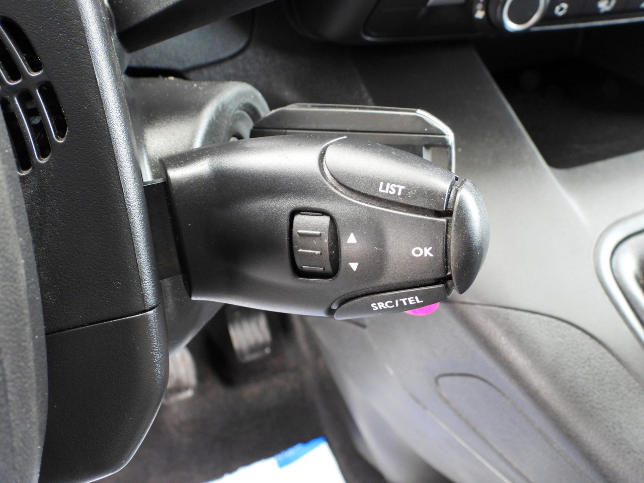 Furgon frigorifer TOYOTA PROACE CITY REFRIGERATOR VAN -15*C POWER SUPPLY 230V CRUISE CONTROL AIR CONDITIONING 100HP: foto 33 Furgon frigorifer TOYOTA PROACE CITY REFRIGERATOR VAN -15*C POWER SUPPLY 230V CRUISE CONTROL AIR CONDITIONING 100HP: foto 33