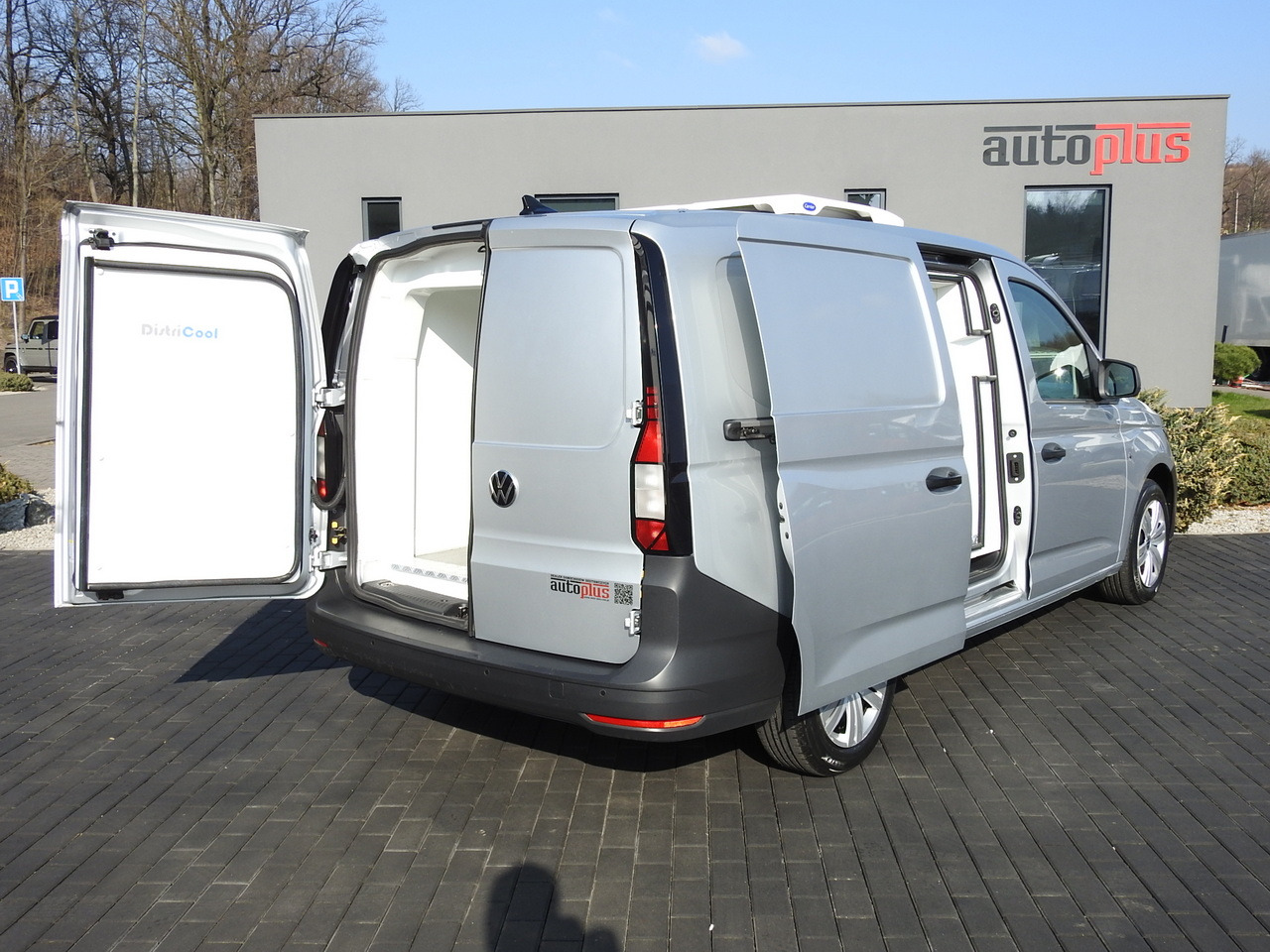 VOLKSWAGEN CADDY REFRIGERATOR VAN -20*C HEATING FUNCTION POWER SUPPLY 230V CRUISE CONTROL LED LIGHTS AIR CONDITIONING 100HP - Furgon frigorifer: foto 3 VOLKSWAGEN CADDY REFRIGERATOR VAN -20*C HEATING FUNCTION POWER SUPPLY 230V CRUISE CONTROL LED LIGHTS AIR CONDITIONING 100HP - Furgon frigorifer: foto 3