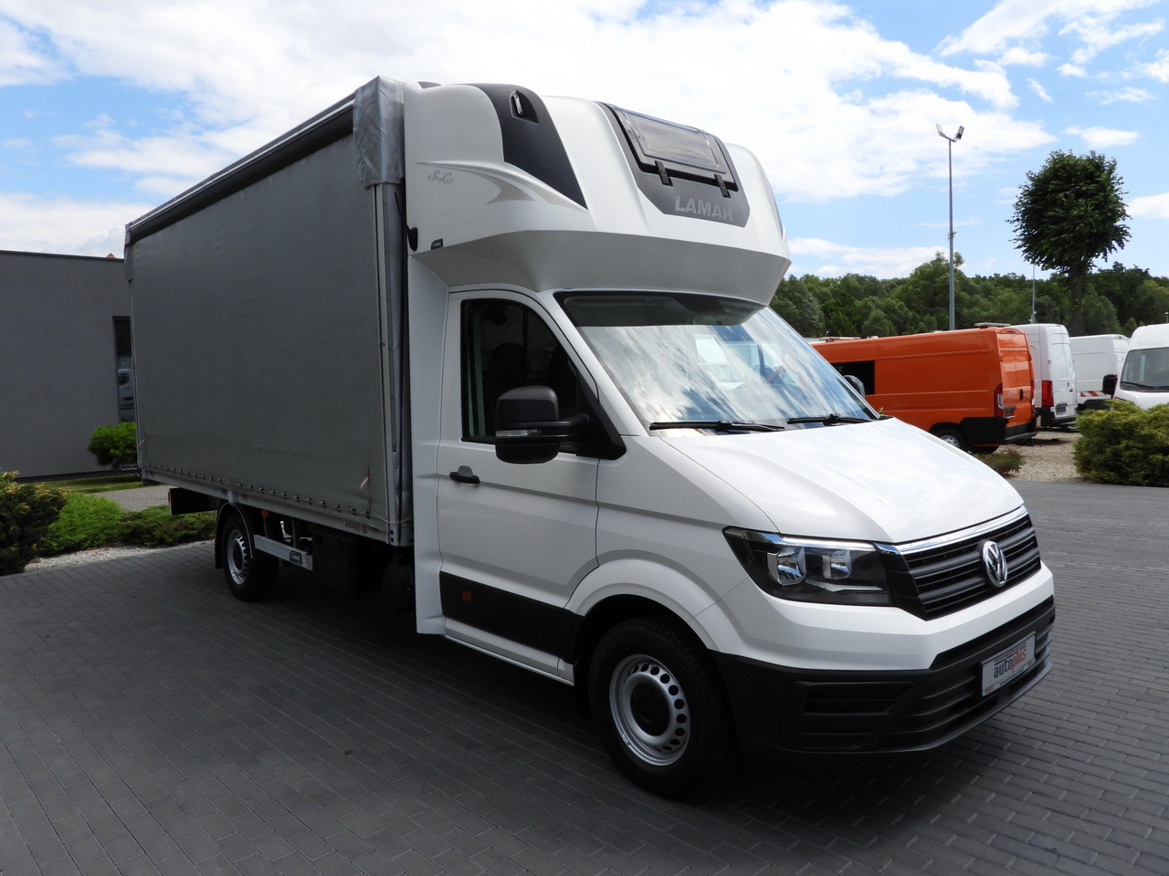 VOLKSWAGEN CRAFTER TARPAULIN 10 PALLETS WEBASTO CRUISE CONTROL AIR CONDITIONING  180HP - Kamioncine me tendë: foto 4 VOLKSWAGEN CRAFTER TARPAULIN 10 PALLETS WEBASTO CRUISE CONTROL AIR CONDITIONING  180HP - Kamioncine me tendë: foto 4