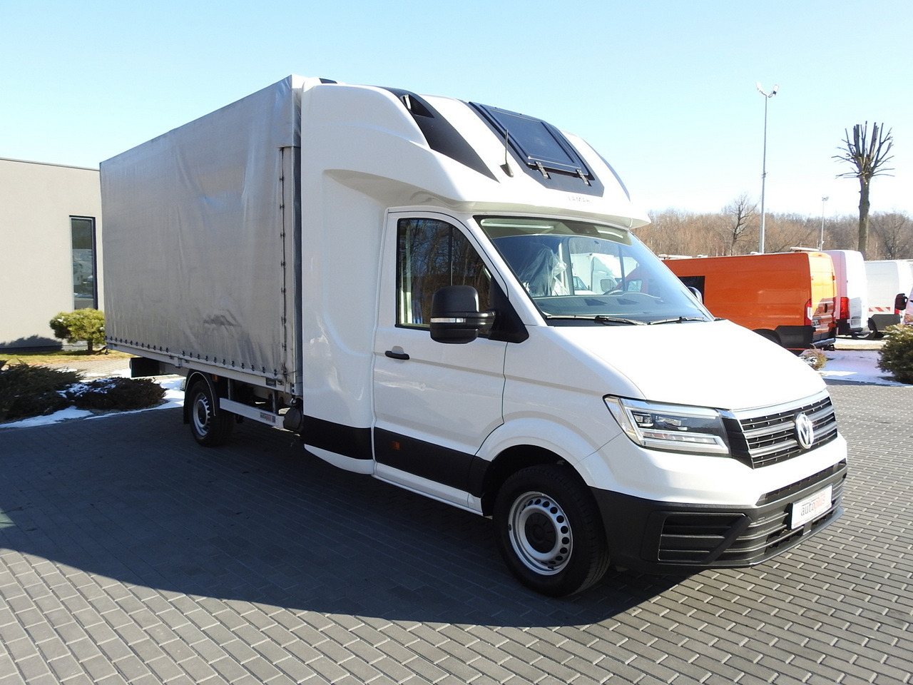 VOLKSWAGEN CRAFTER TARPAULIN 10 PALLETS WEBASTO CRUISE CONTROL AIR CONDITIONING LED LIGHTS PNEUMATICS 180HP - Kamioncine me tendë: foto 4 VOLKSWAGEN CRAFTER TARPAULIN 10 PALLETS WEBASTO CRUISE CONTROL AIR CONDITIONING LED LIGHTS PNEUMATICS 180HP - Kamioncine me tendë: foto 4