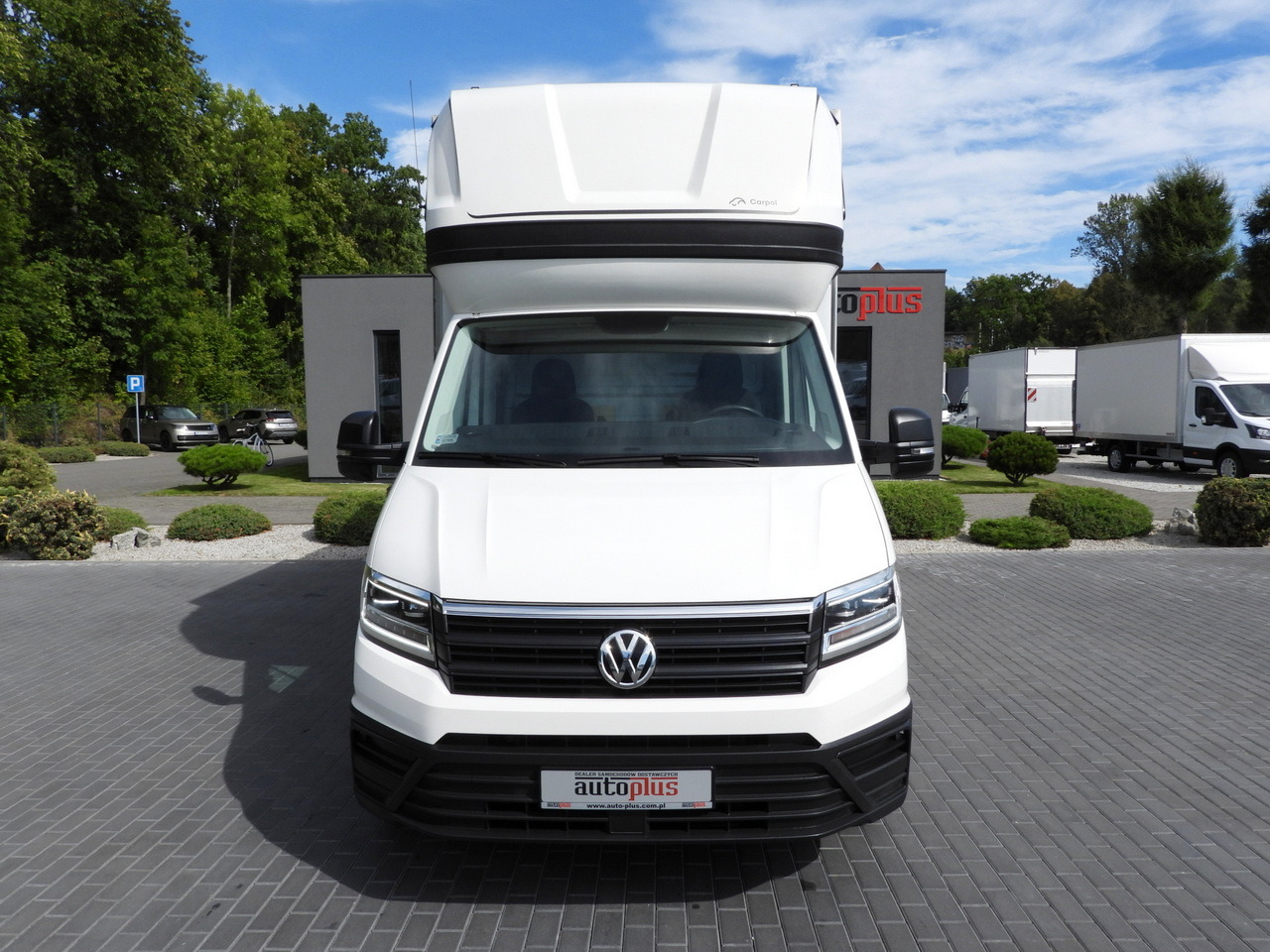 VOLKSWAGEN CRAFTER TARPAULIN LIFT 8 PALLETS WEBASTO CRUISE CONTROL LED LIGHTS AIR CONDITIONING 180HP - Kamioncine me tendë: foto 5 VOLKSWAGEN CRAFTER TARPAULIN LIFT 8 PALLETS WEBASTO CRUISE CONTROL LED LIGHTS AIR CONDITIONING 180HP - Kamioncine me tendë: foto 5
